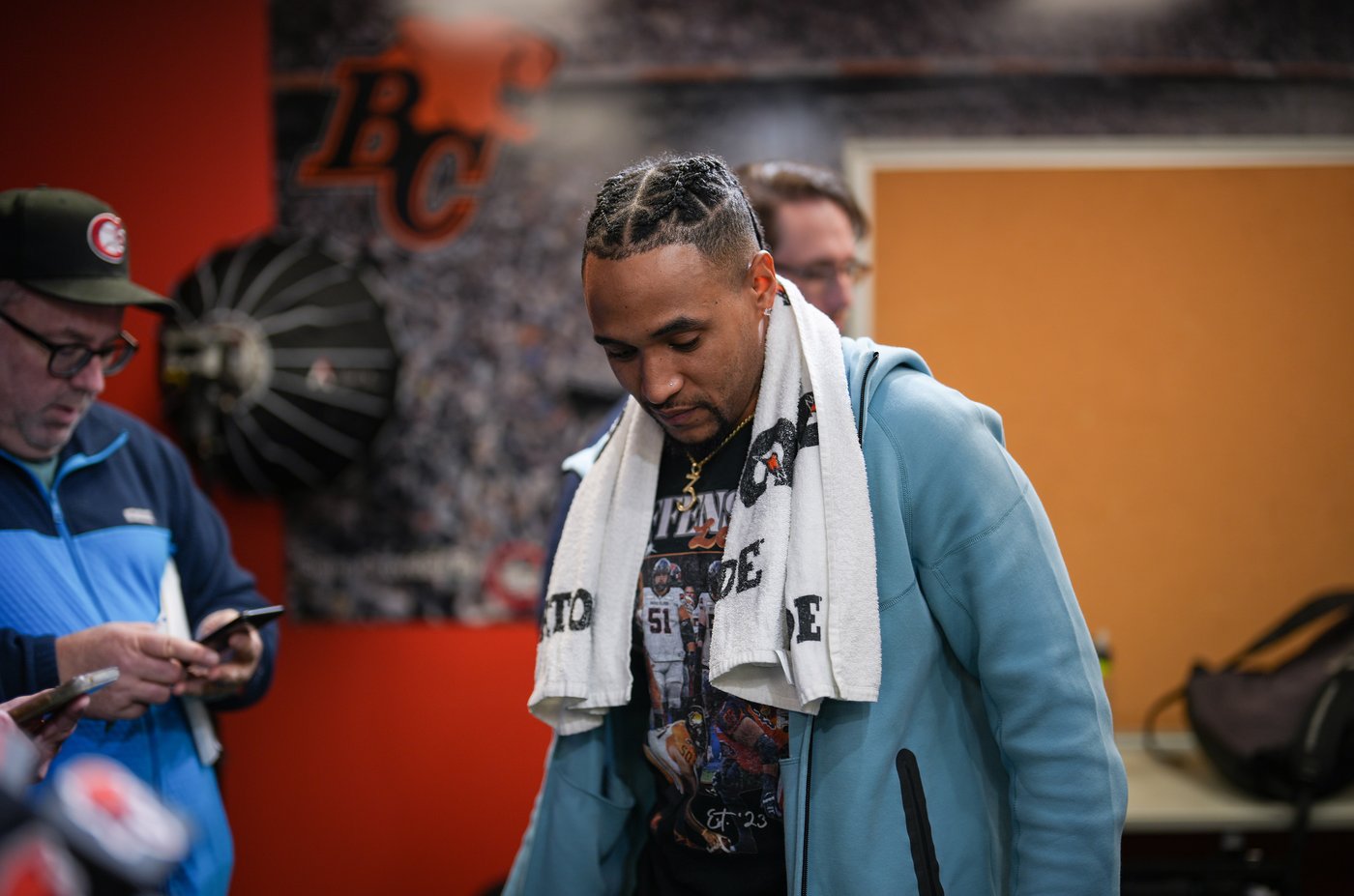 Vernon Adams Jr. was 'crushed' by decision to keep Nathan Rourke as Lions starting QB | iNFOnews.ca Vernon Adams Jr. was 'crushed' by decision to keep Nathan Rourke as Lions starting QB | iNFOnews.ca