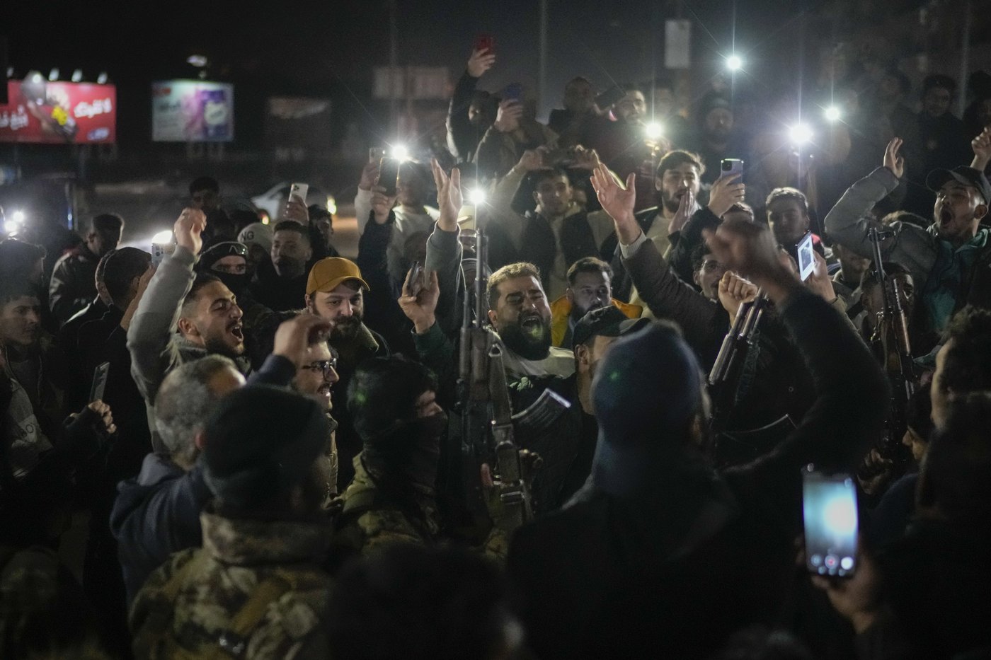 AP PHOTOS: Syria's new security forces conduct sweeps in Homs, looking for ousted Assad's loyalists | iNFOnews.ca
