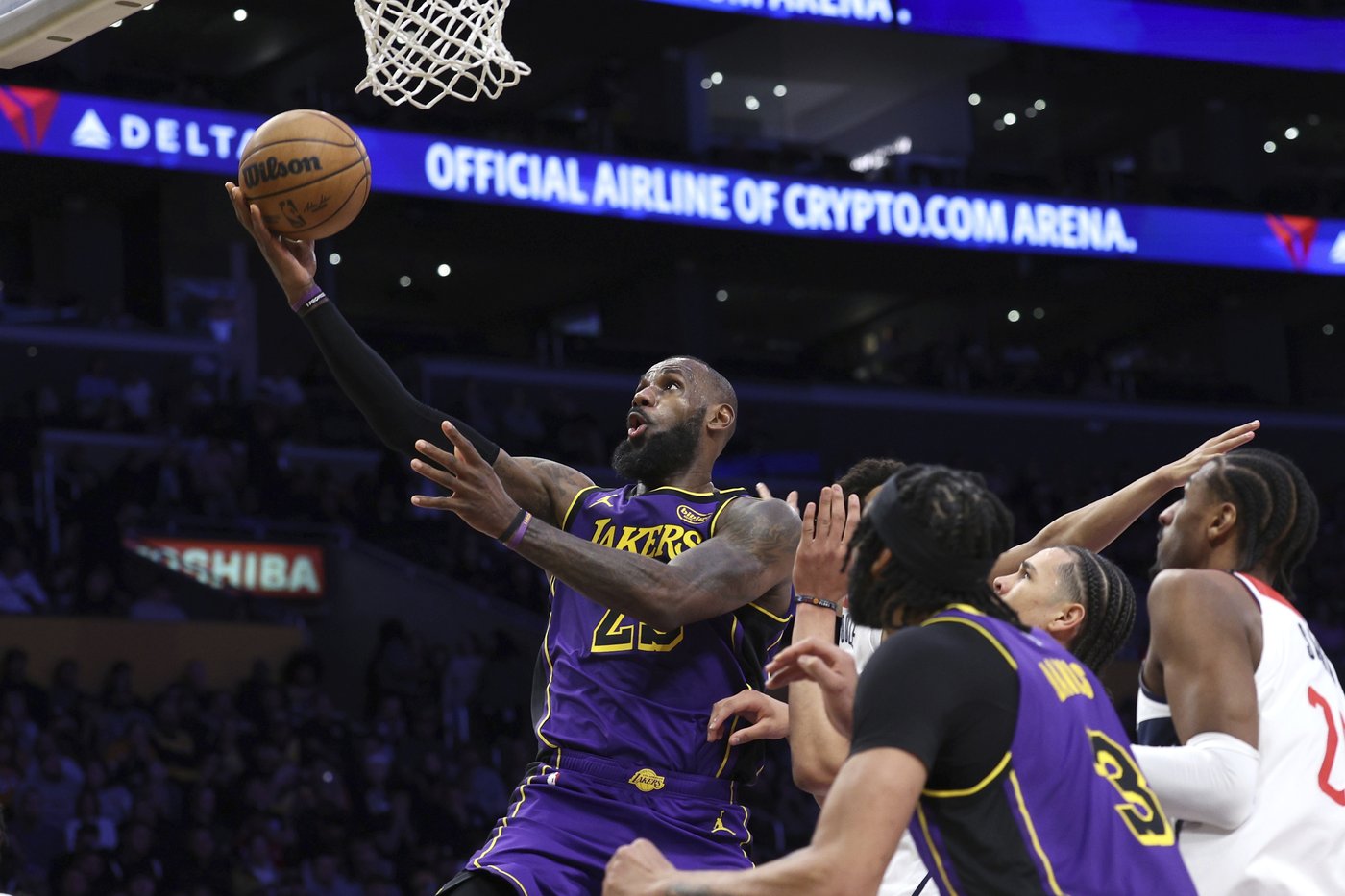 LeBron has a triple-double 1 day after cheering on Buckeyes in Atlanta. Lakers beat Wizards 111-88 | iNFOnews.ca