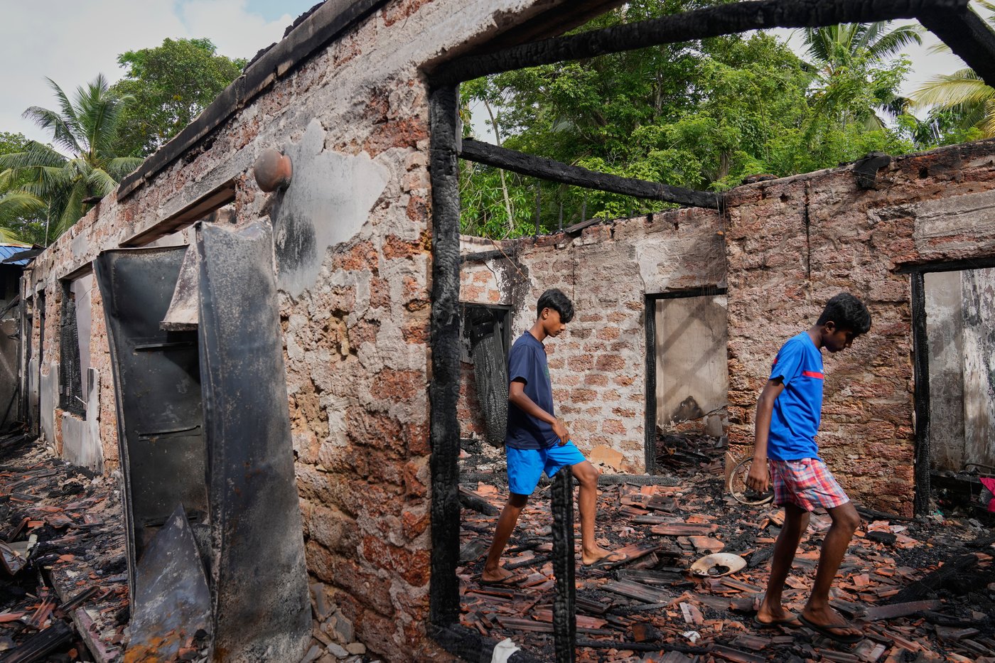 Sri Lanka nursing home worker says a ‘chained’ patient was among 13 fire victims | iNhome Sri Lanka nursing home worker says a ‘chained’ patient was among 13 fire victims | iNhome