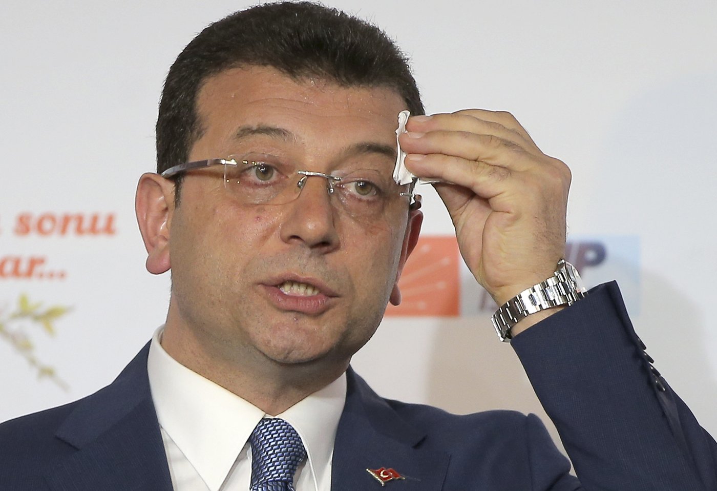 5 mayors are suspended from duty as authorities expand the crackdown on Turkey's opposition | iNFOnews.ca