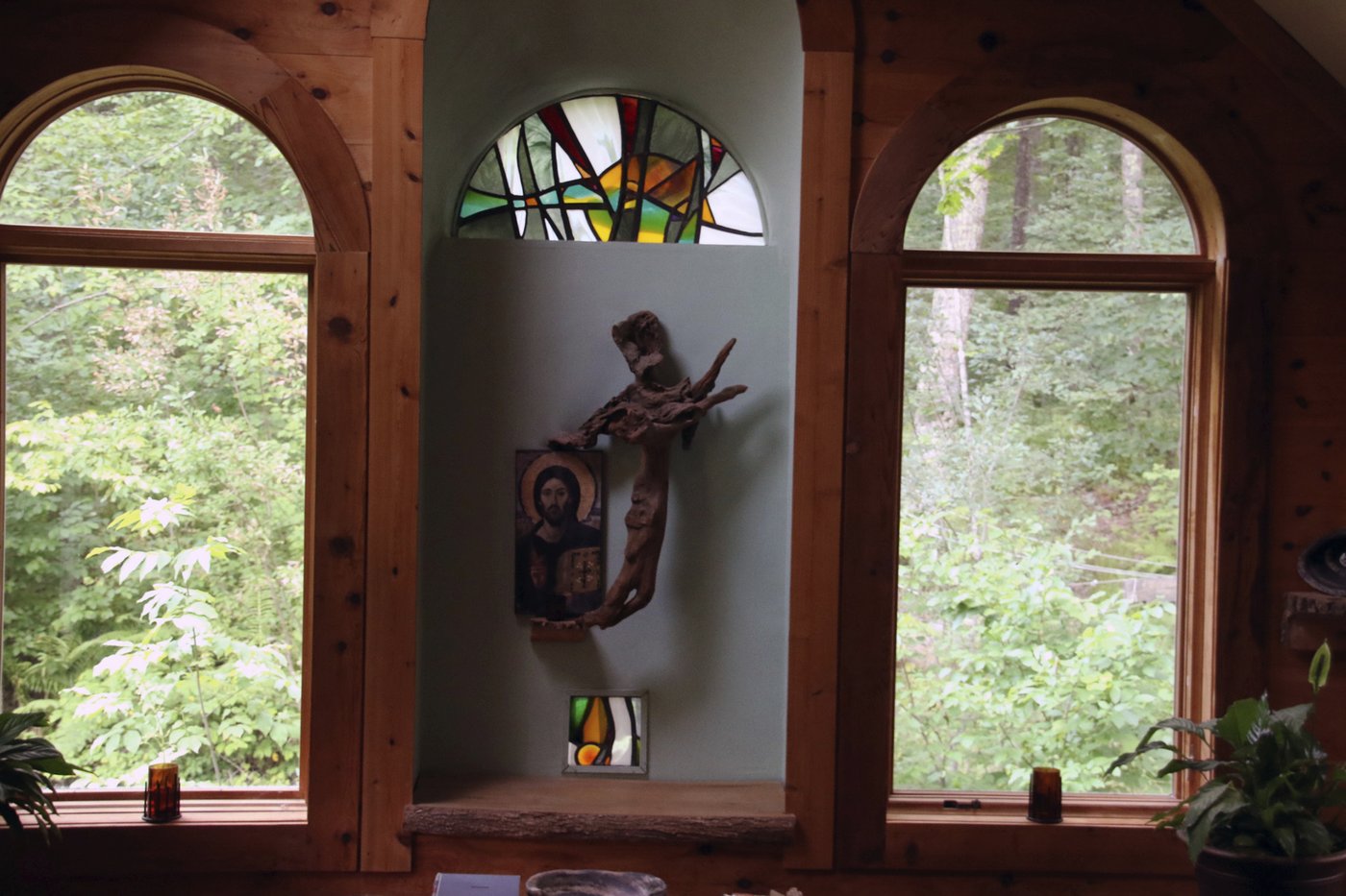 A 40-year-old Christian commune faces an uncertain future | iNFOnews.ca A 40-year-old Christian commune faces an uncertain future | iNFOnews.ca