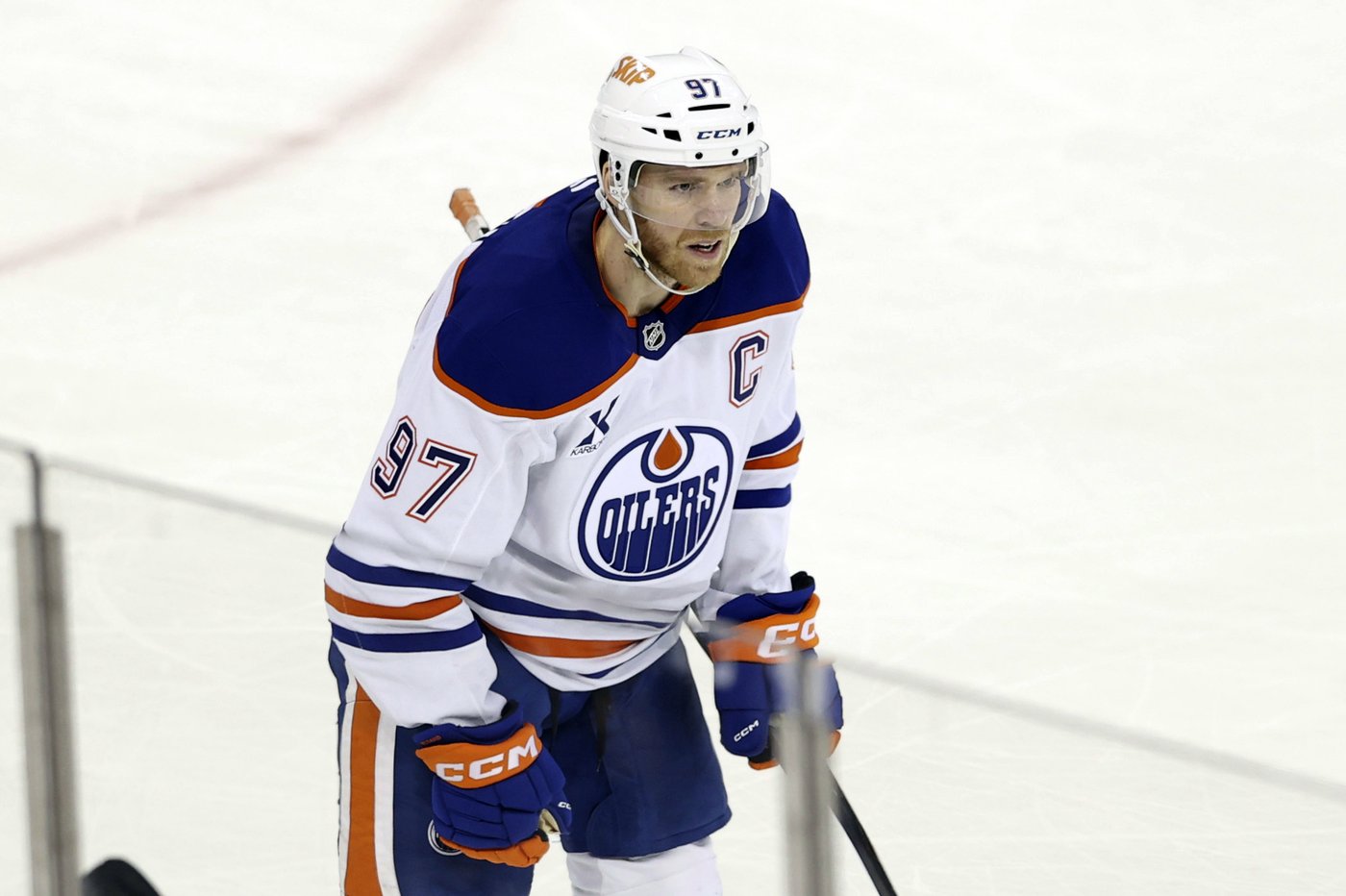 Oilers superstars McDavid, Draisaitl out at least a week; Stuart Skinner avoids injury scare | iNFOnews.ca