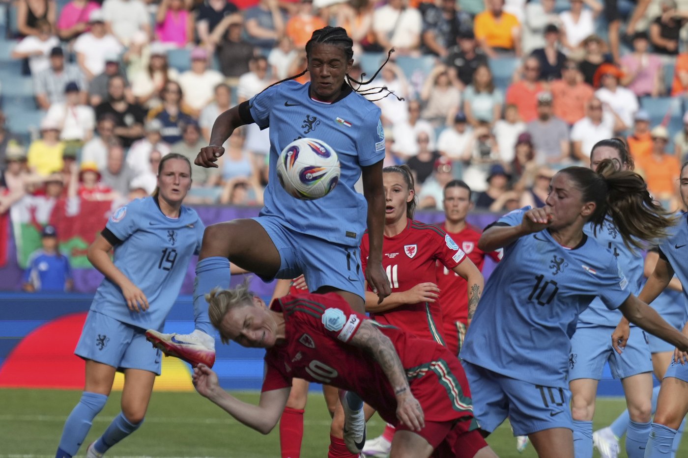 Euro 2025: Netherlands sparked by Miedema's 100th goal beats Wales | iNFOnews.ca Euro 2025: Netherlands sparked by Miedema's 100th goal beats Wales | iNFOnews.ca