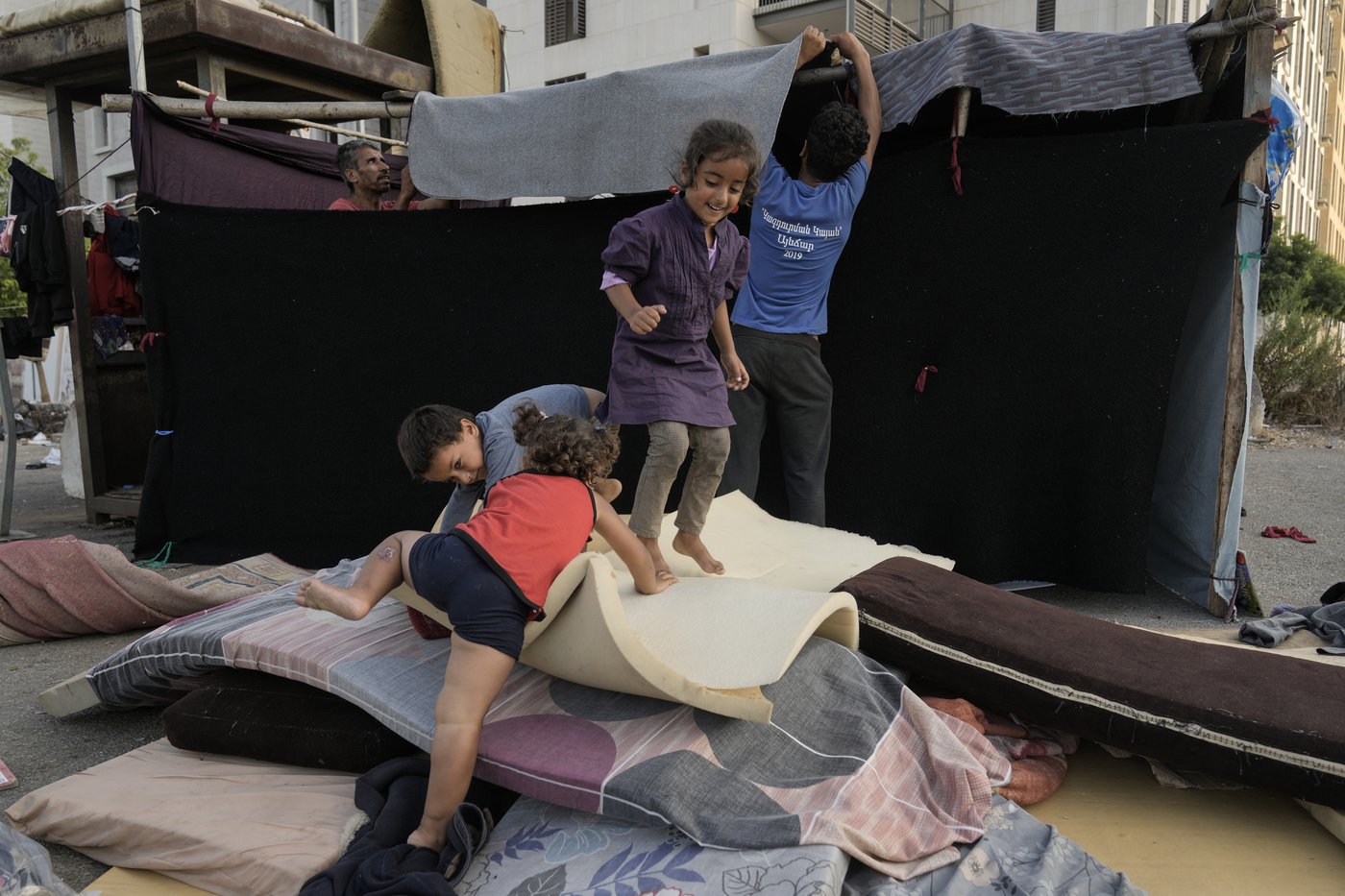 The UN says over 400,000 children in Lebanon have been displaced in 3 weeks by war | iNFOnews.ca The UN says over 400,000 children in Lebanon have been displaced in 3 weeks by war | iNFOnews.ca