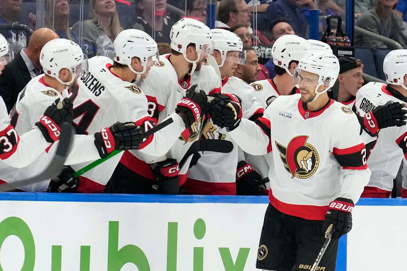 Shane Pinto scores tiebreaking goal late in 3rd and Senators beat Lightning 5-4 | iNFOnews.ca