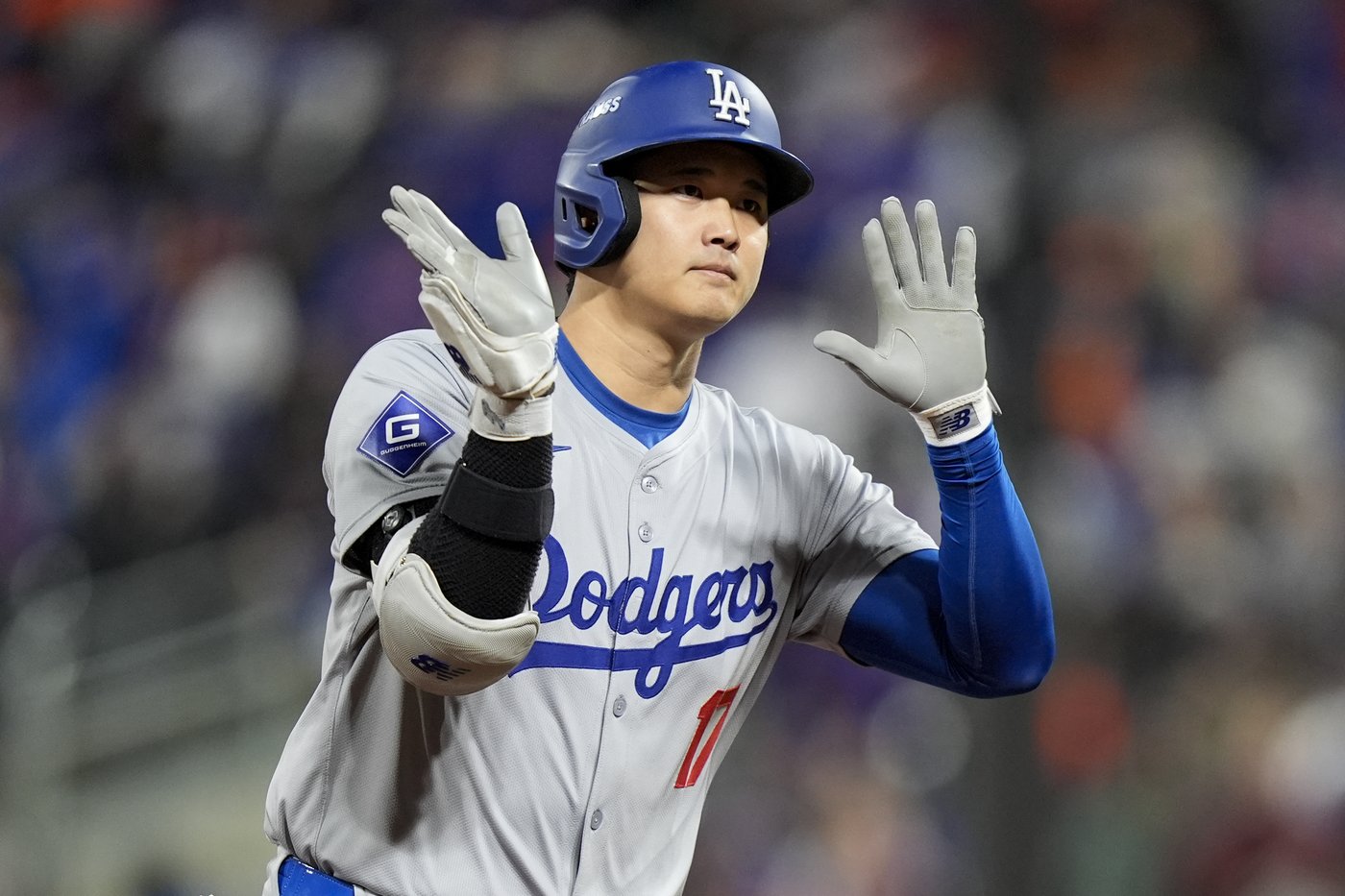 Shohei Ohtani homers as the Dodgers rout the Mets 8-0 for a 2-1 lead in the NLCS | iNFOnews.ca