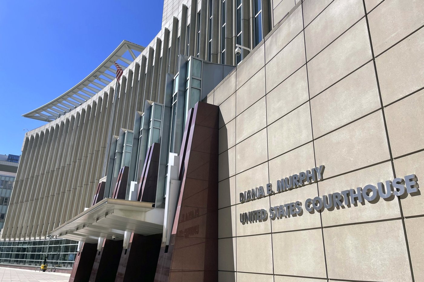 Minneapolis man charged with trying to join the Islamic State group | iNFOnews.ca