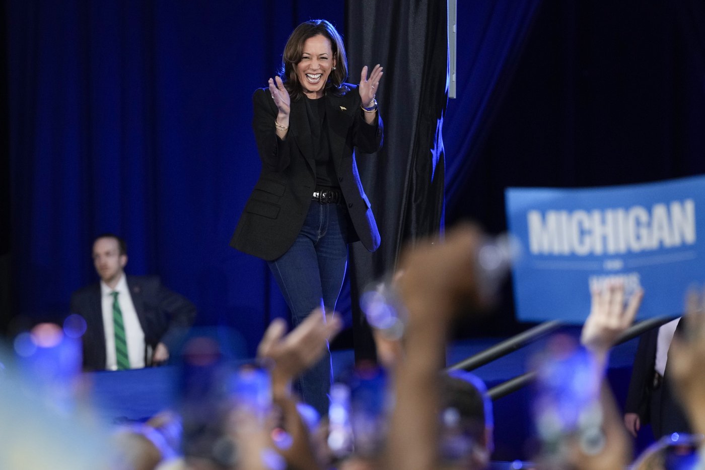 The Latest: Trump and Harris are campaigning for votes in pivotal Michigan | iNFOnews.ca The Latest: Trump and Harris are campaigning for votes in pivotal Michigan | iNFOnews.ca