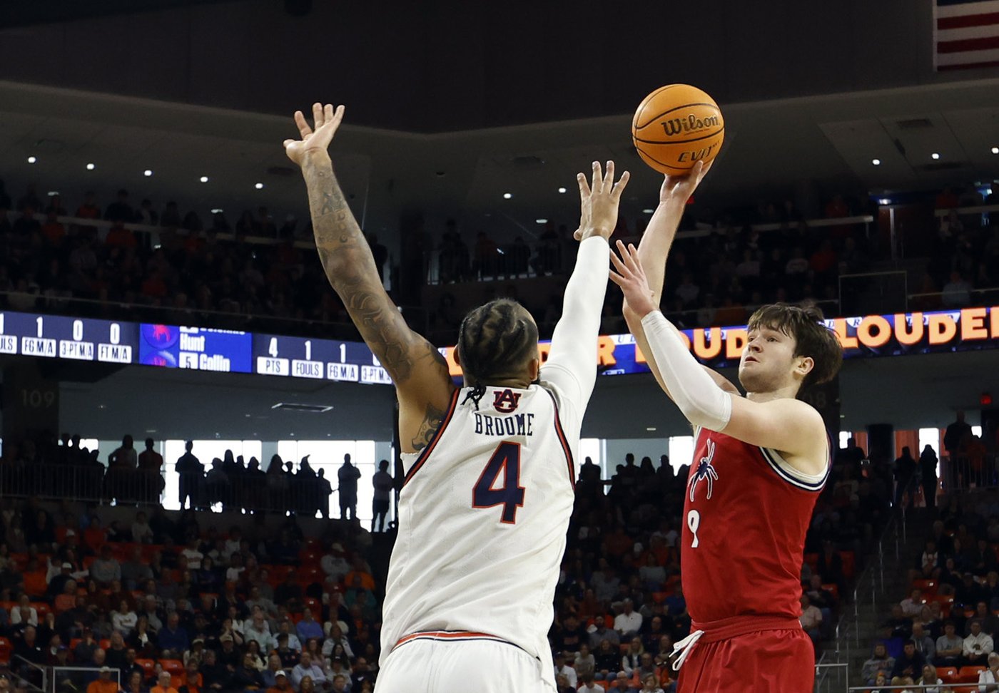 Miles Kelly helps No. 2 Auburn beat Richmond 98-54 | iNFOnews.ca Miles Kelly helps No. 2 Auburn beat Richmond 98-54 | iNFOnews.ca