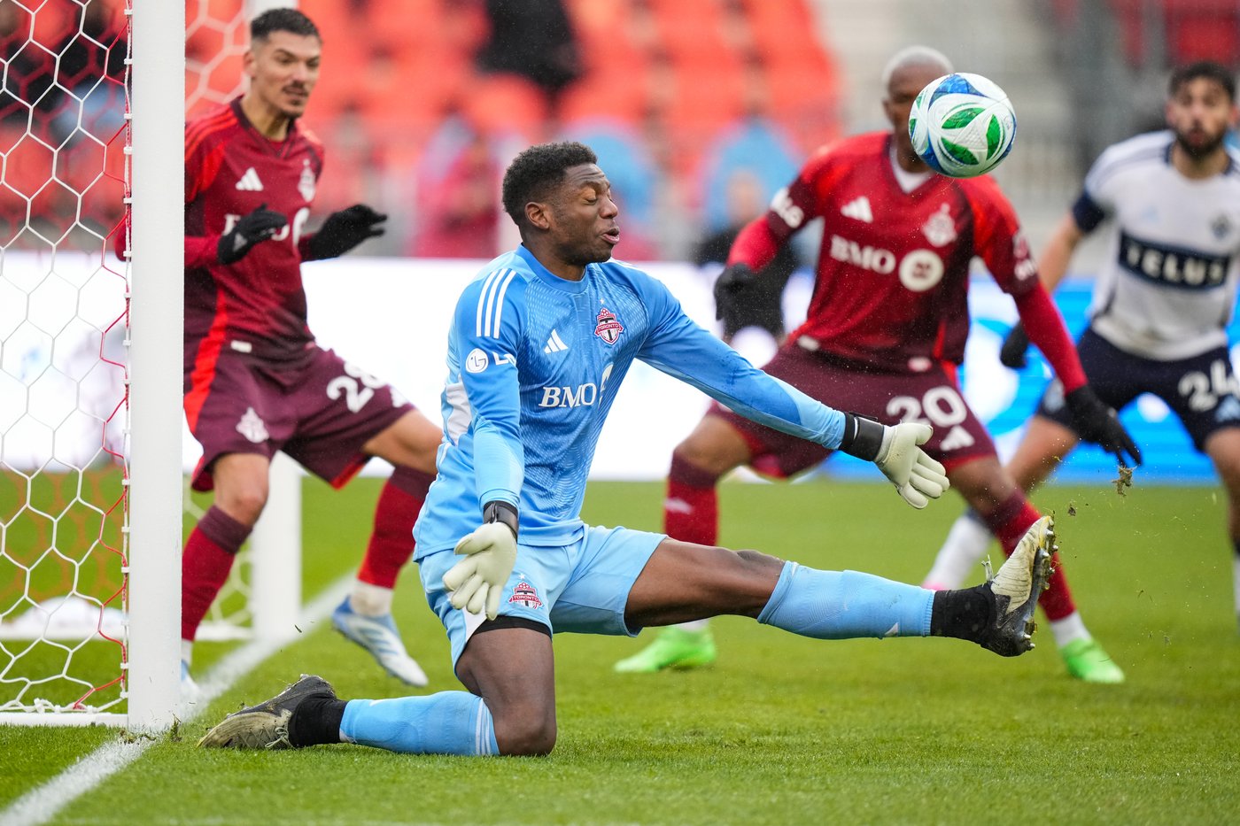 Toronto FC opts not to pick up the contract option on Sean Johnson and seven others | iNFOnews.ca Toronto FC opts not to pick up the contract option on Sean Johnson and seven others | iNFOnews.ca