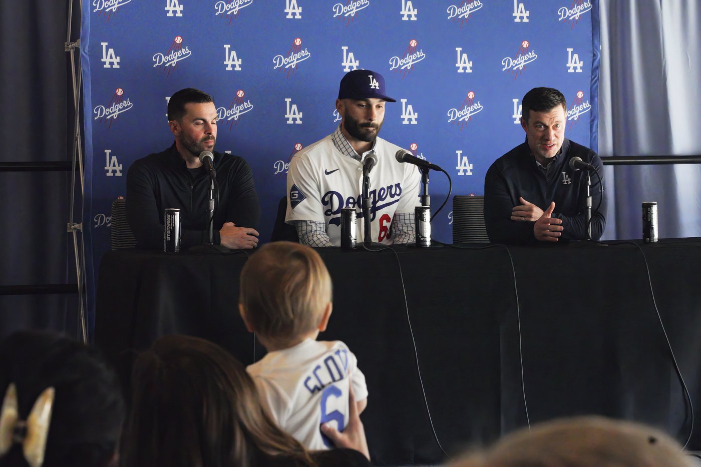 Scott's $72 million, 4-year contract finalized by Dodgers, who spent $452 million on 8 players | iNFOnews.ca