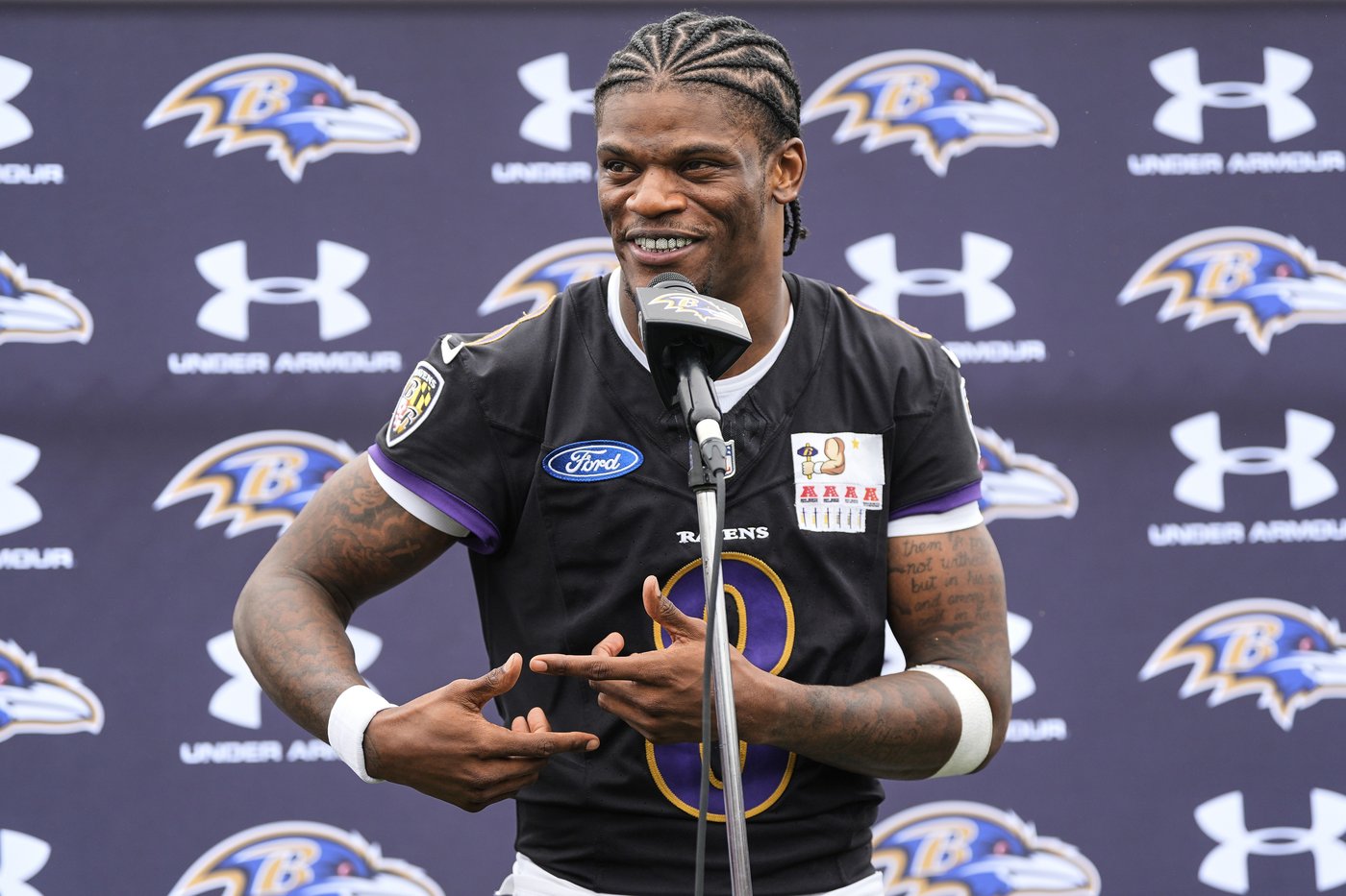 Ravens QB Lamar Jackson defends Mark Andrews from online criticism after playoff drop | iNFOnews.ca