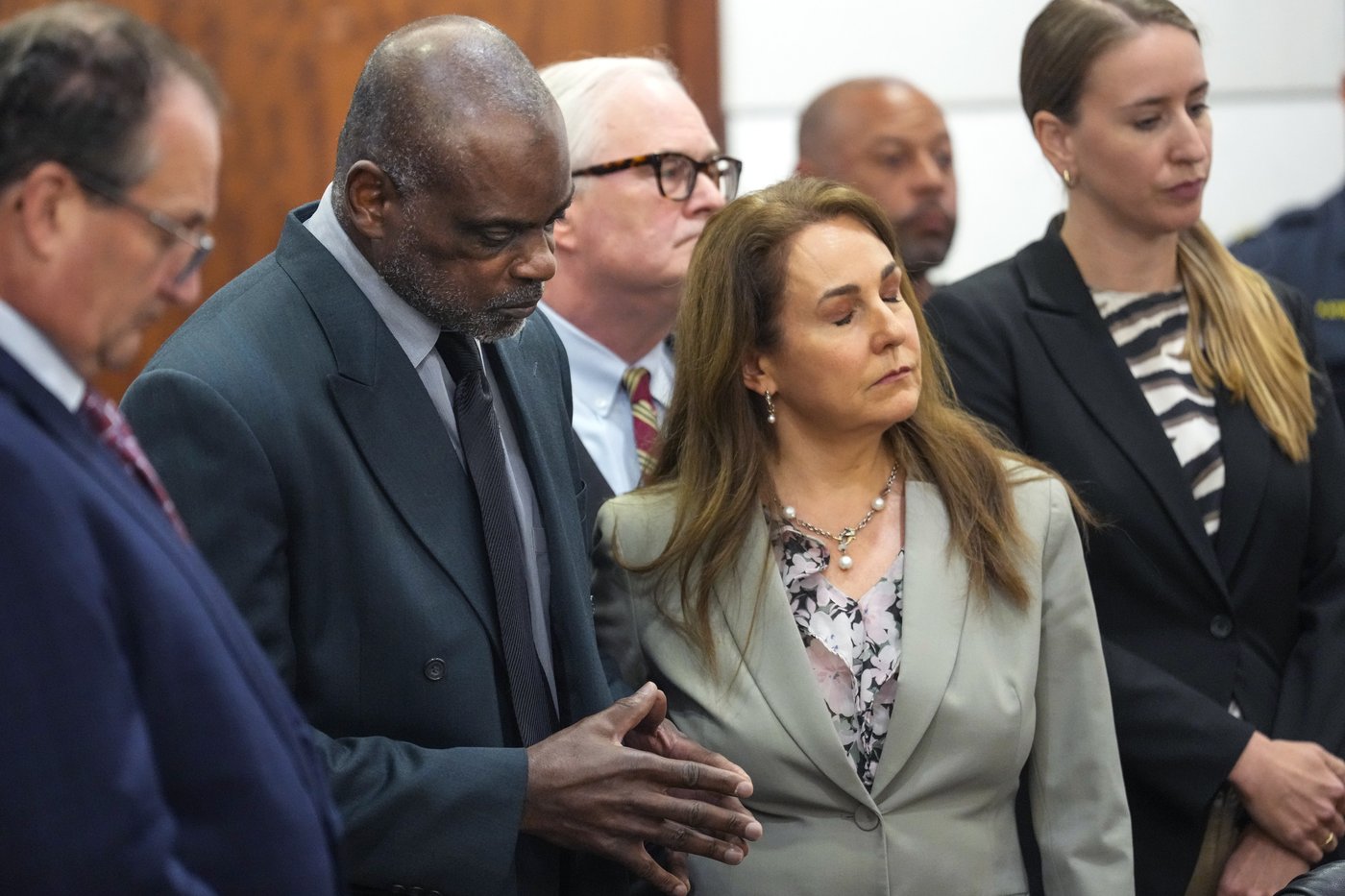 A retired Houston officer gets 60 years in a couple's drug raid deaths that revealed corruption | iNFOnews.ca A retired Houston officer gets 60 years in a couple's drug raid deaths that revealed corruption | iNFOnews.ca