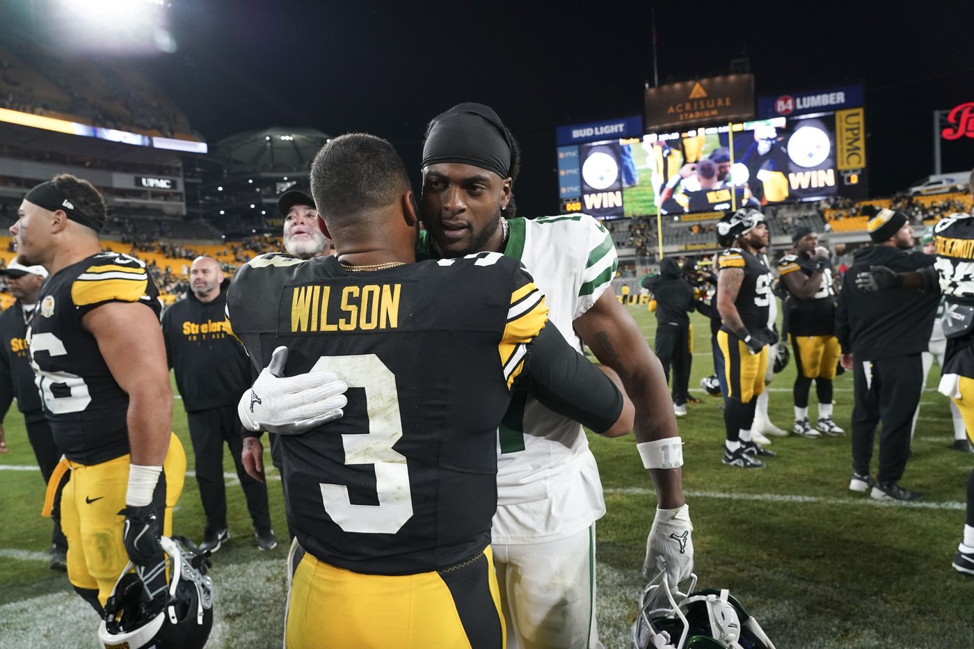 Analysis: McManus, Barkley, Payton, Wilson and Chubb all relish returns in Week 7, Adams not so much | iNFOnews.ca