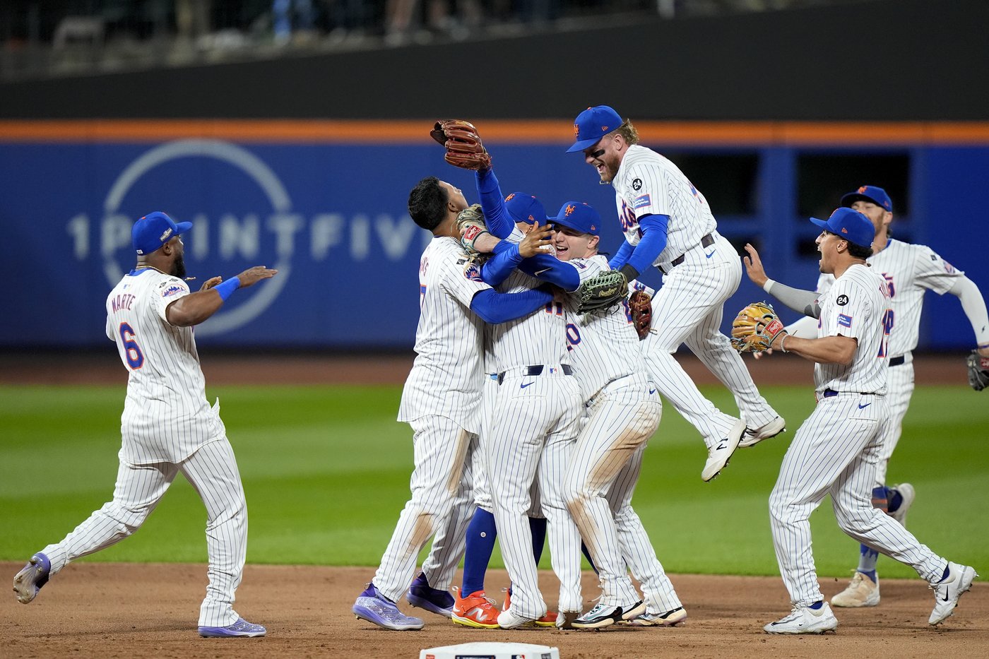 Francisco Lindor's grand slam sends Mets into NLCS with 4-1 win over Phillies in Game 4 of NLDS | iNFOnews.ca Francisco Lindor's grand slam sends Mets into NLCS with 4-1 win over Phillies in Game 4 of NLDS | iNFOnews.ca