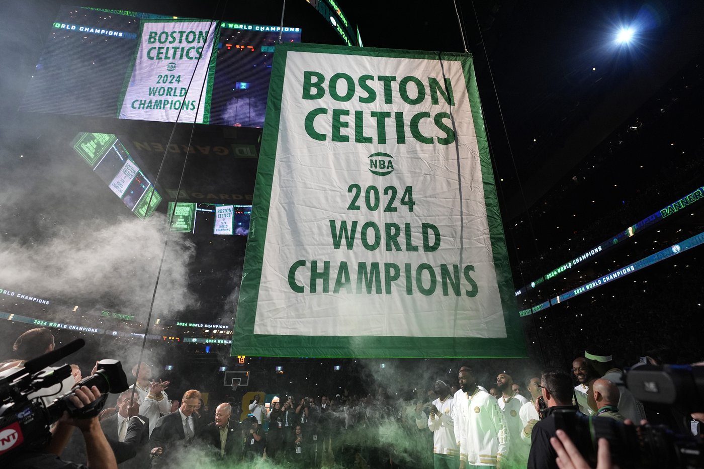 Celtics celebrate 18th NBA title with banner, rings and call from Tatum: 'Let's do it again.' | iNFOnews.ca Celtics celebrate 18th NBA title with banner, rings and call from Tatum: 'Let's do it again.' | iNFOnews.ca