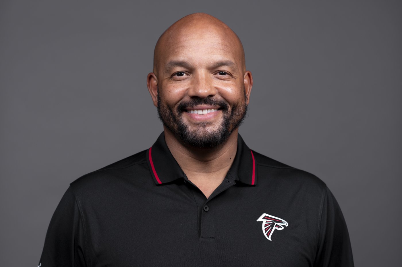 Falcons fire defensive coordinator Jimmy Lake, assistant Jay Rodgers following defense's poor finish | iNFOnews.ca