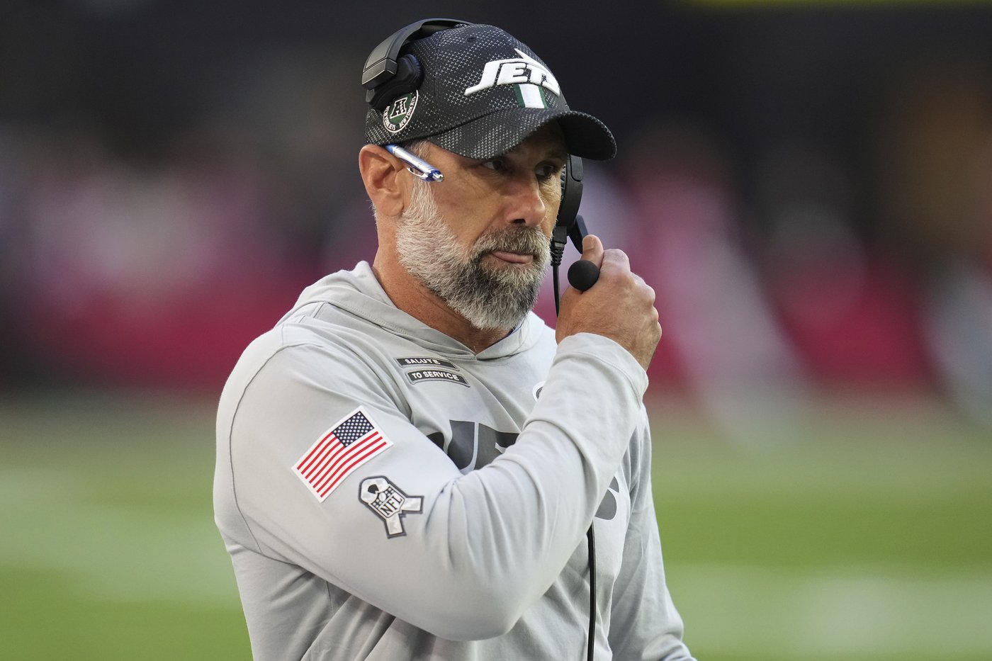 Jets endure a humbling 31-6 loss to Cardinals and are running out of chances to turn things around | iNFOnews.ca