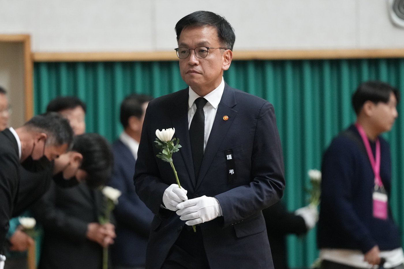 South Korea to inspect Boeing aircraft as it struggles to find cause of plane crash that killed 179 | iNFOnews.ca South Korea to inspect Boeing aircraft as it struggles to find cause of plane crash that killed 179 | iNFOnews.ca