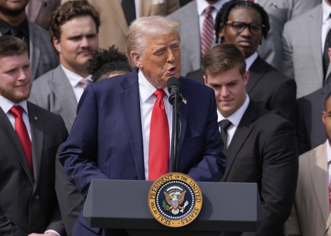 Trump floats another pause on automobile tariffs | iNFOnews.ca Trump floats another pause on automobile tariffs | iNFOnews.ca