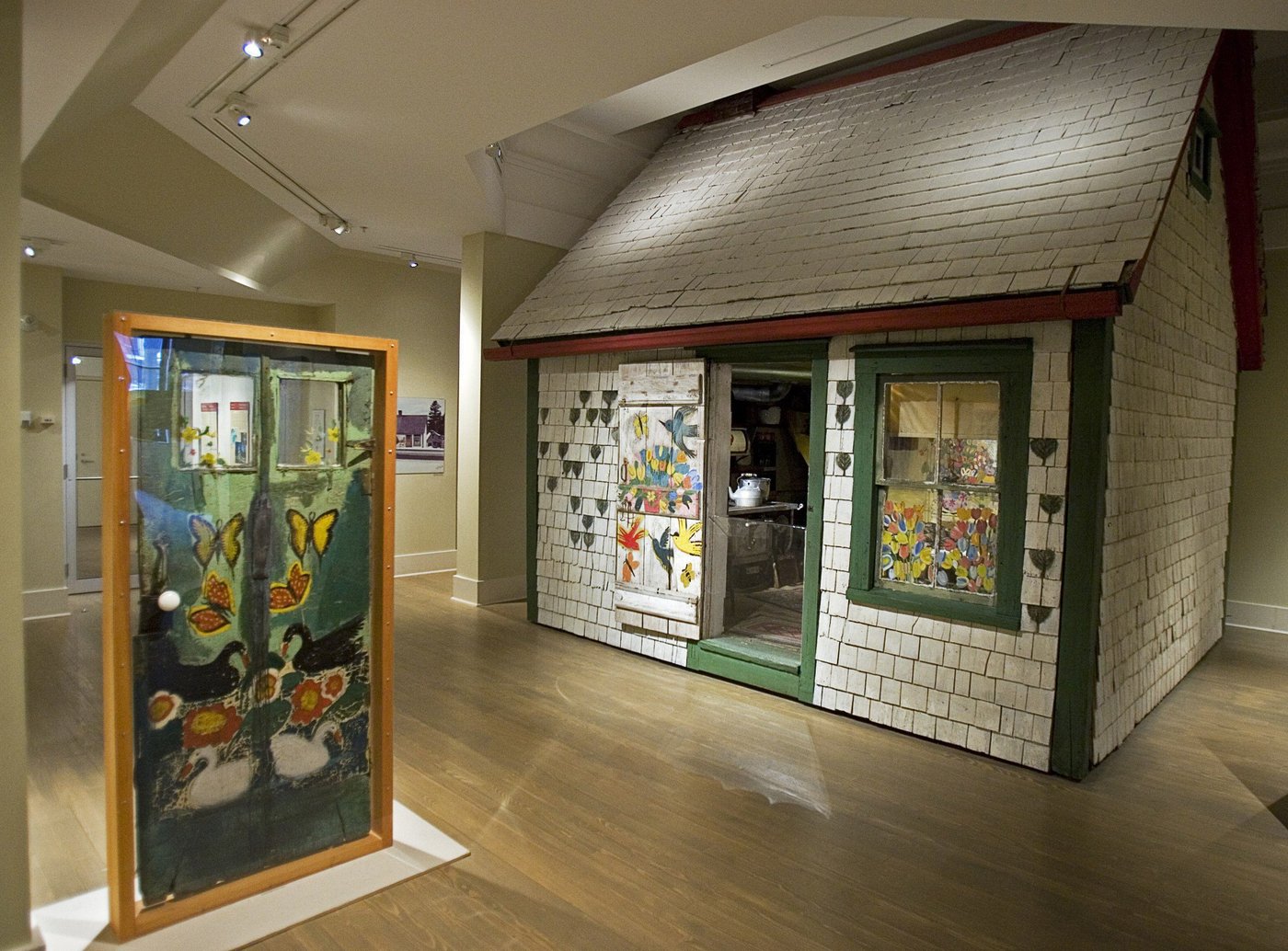 Halifax police seek three postcard paintings by artist Maud Lewis stolen from home | iNFOnews.ca