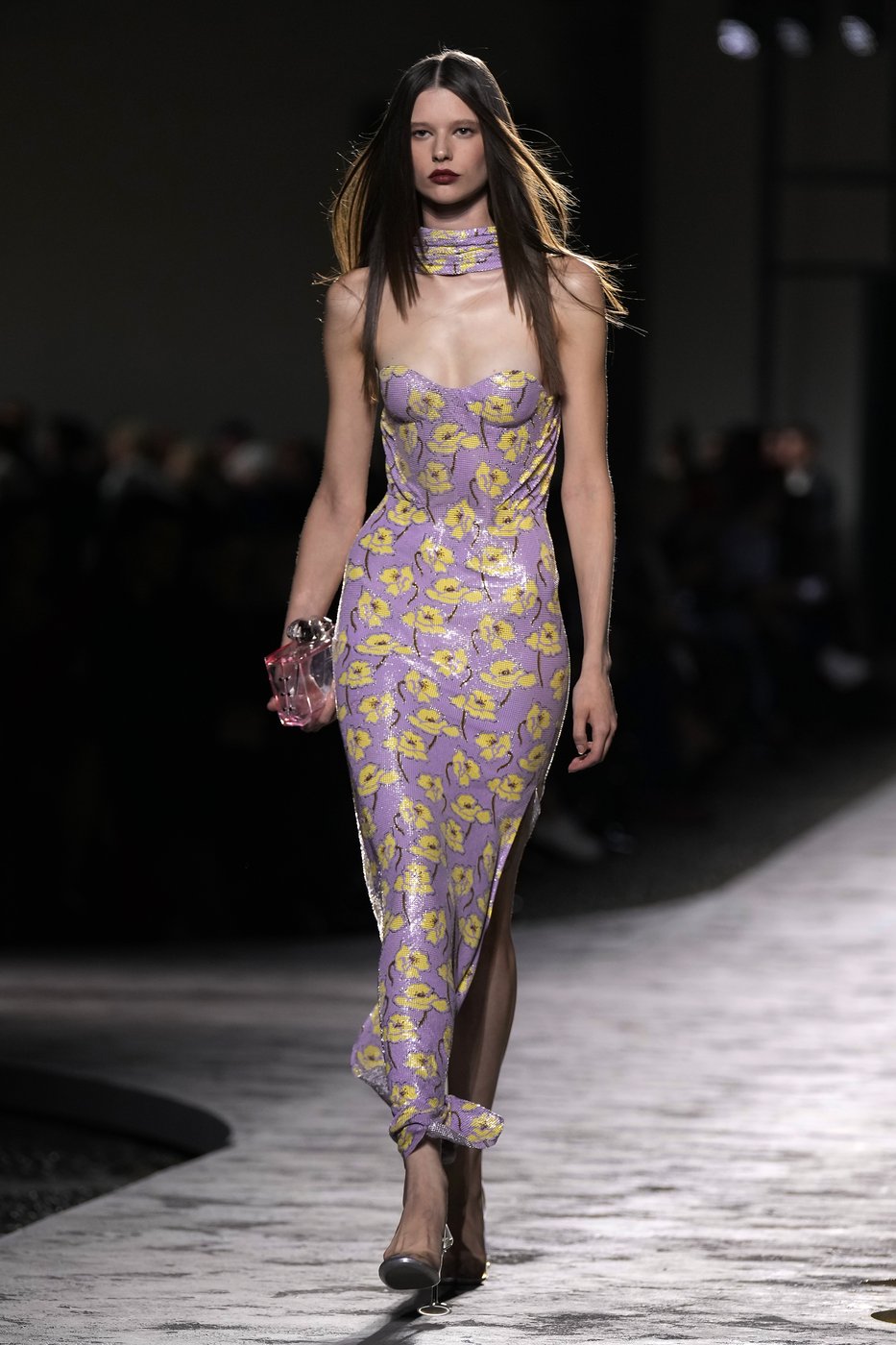 Gucci touts 'casual grandeur,' Tod's focuses on Artisanal Intelligence and Versace plays it safe | iNFOnews.ca Gucci touts 'casual grandeur,' Tod's focuses on Artisanal Intelligence and Versace plays it safe | iNFOnews.ca