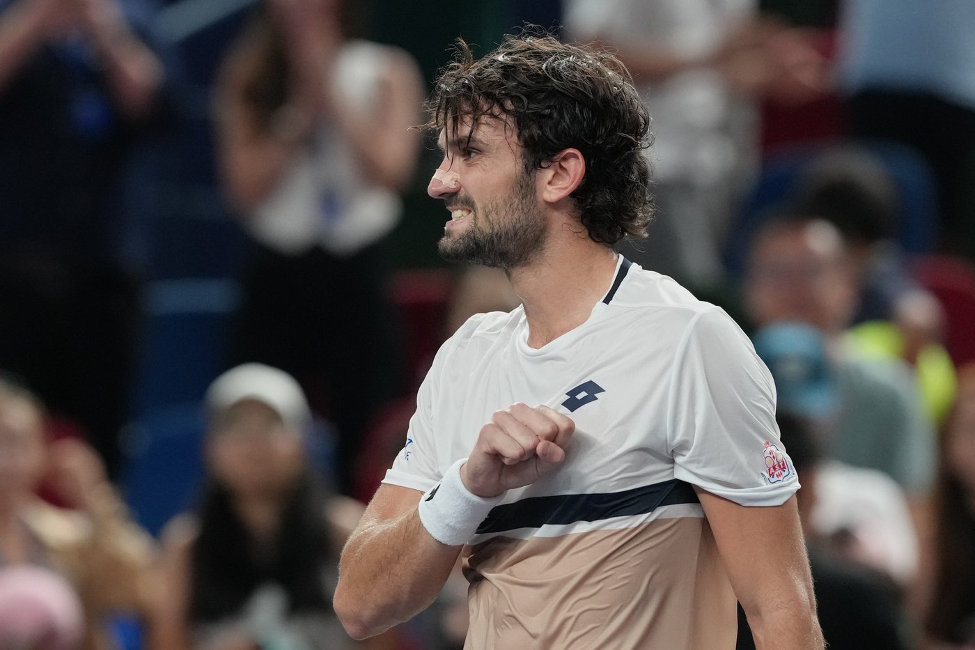 Djokovic sets up Shanghai Masters semifinal against No. 204-ranked Vacherot | iNFOnews.ca