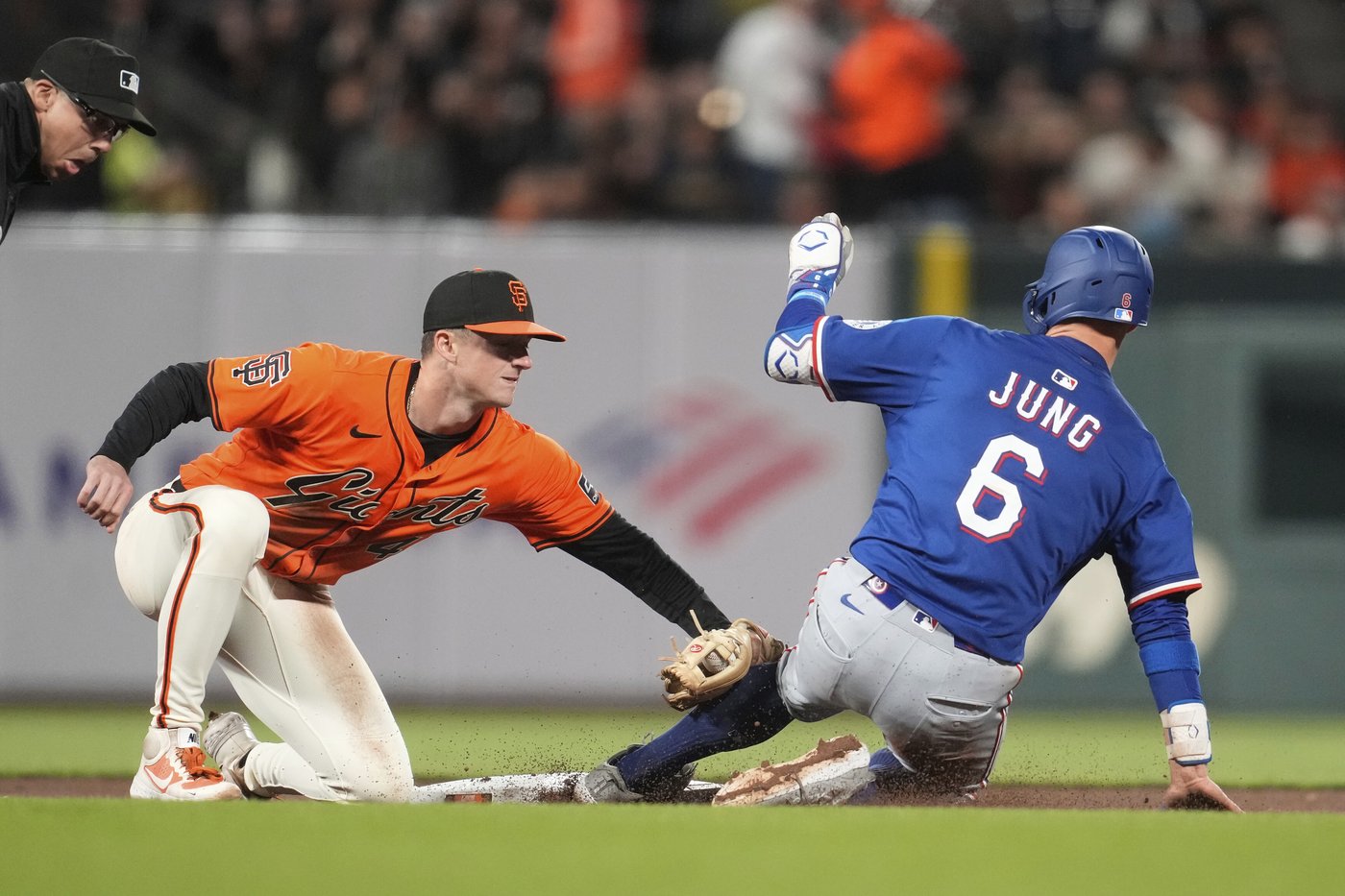 Eovaldi outlasts Verlander as Rangers beay Giants 2-0 | iNFOnews.ca