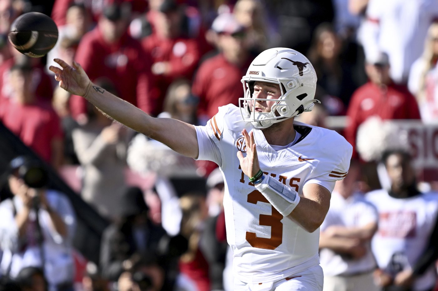 Kentucky is the last home hurdle for No. 3 Texas Longhorns on their quest for SEC title game | iNFOnews.ca