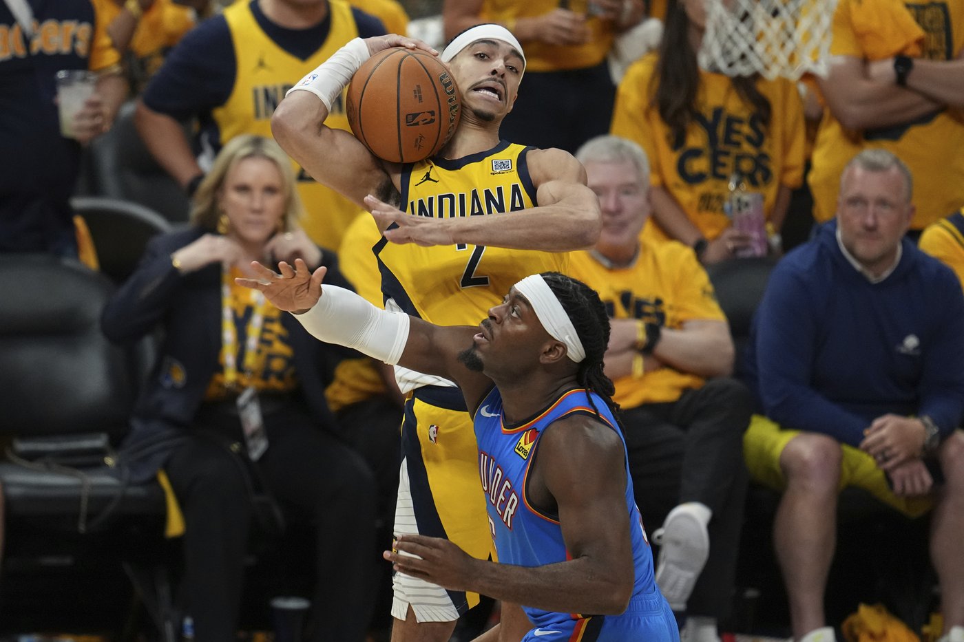 Pacers avoid 2nd straight home-court playoff exit, routing Thunder to force Game 7 | iNFOnews.ca