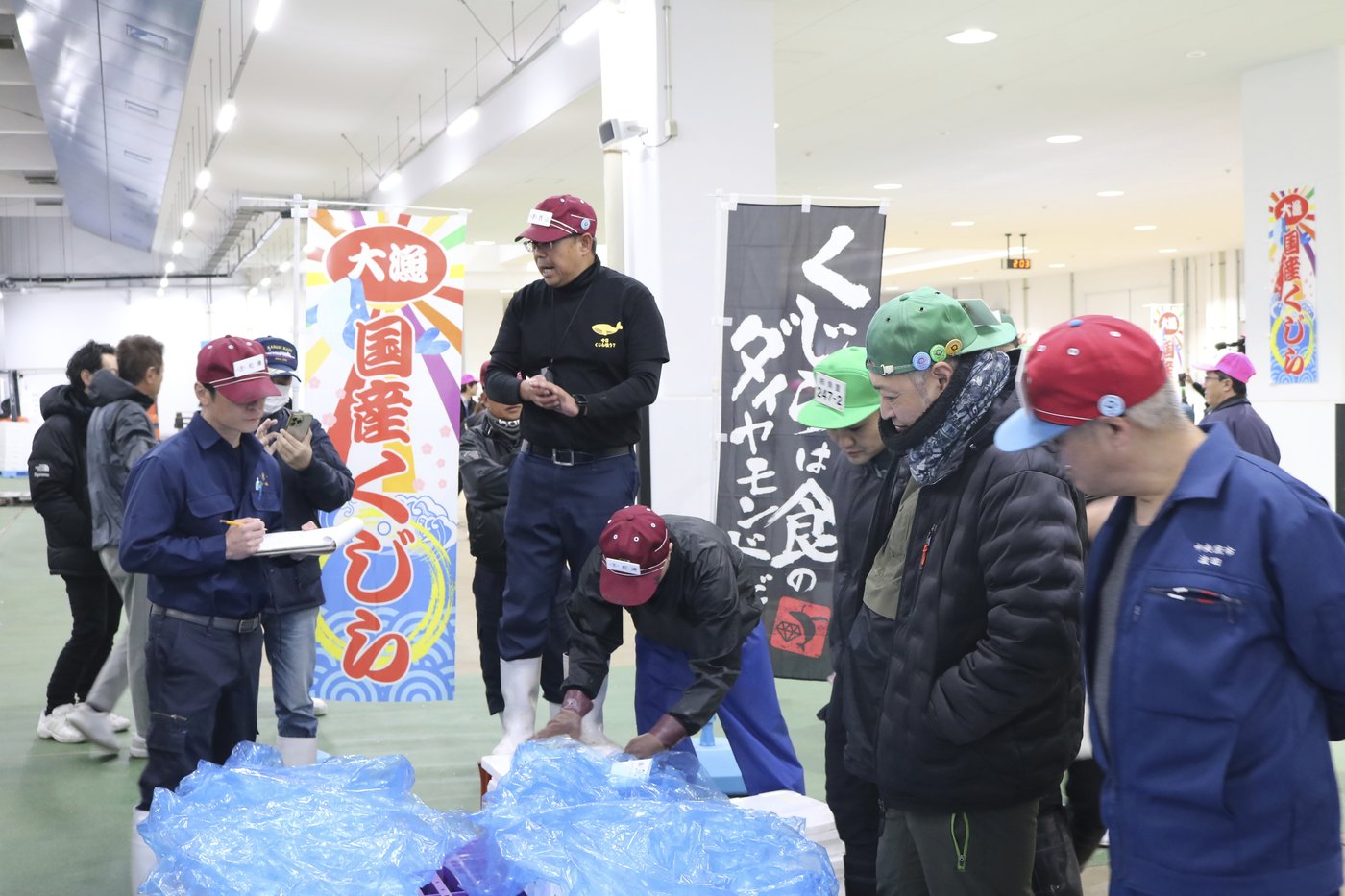 Fresh fin whale meat is auctioned for the first time in decades in Japan | iNFOnews.ca Fresh fin whale meat is auctioned for the first time in decades in Japan | iNFOnews.ca