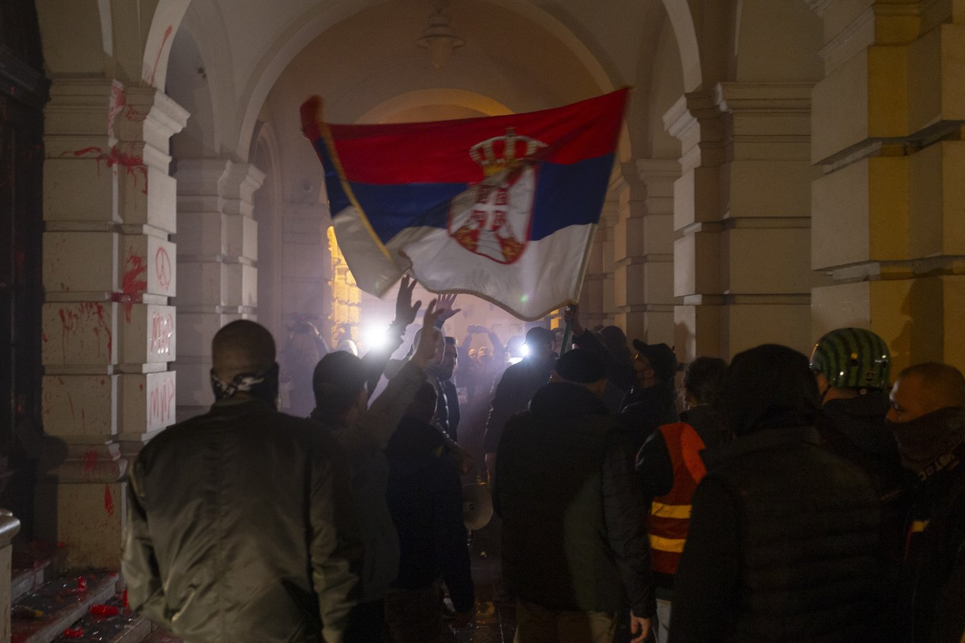 Police fire tear gas at protest over deadly canopy collapse in Serbia | iNFOnews.ca Police fire tear gas at protest over deadly canopy collapse in Serbia | iNFOnews.ca
