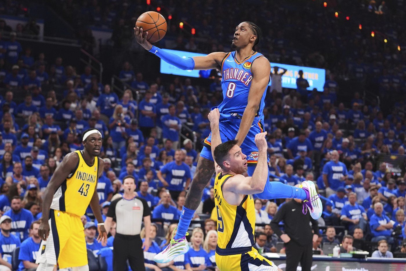 Shai Gilgeous-Alexander gets help in Game 2 as Thunder roll past Pacers to even NBA Finals | iNFOnews.ca Shai Gilgeous-Alexander gets help in Game 2 as Thunder roll past Pacers to even NBA Finals | iNFOnews.ca