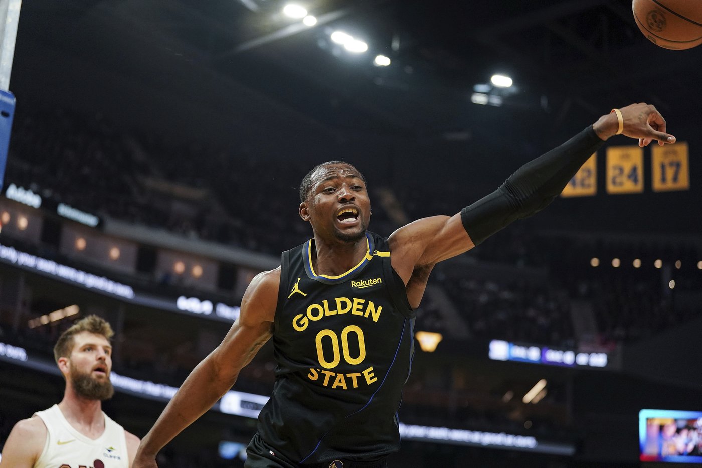 Cleveland extends winning streak to 7 games with 113-95 win over Golden State | iNFOnews.ca Cleveland extends winning streak to 7 games with 113-95 win over Golden State | iNFOnews.ca