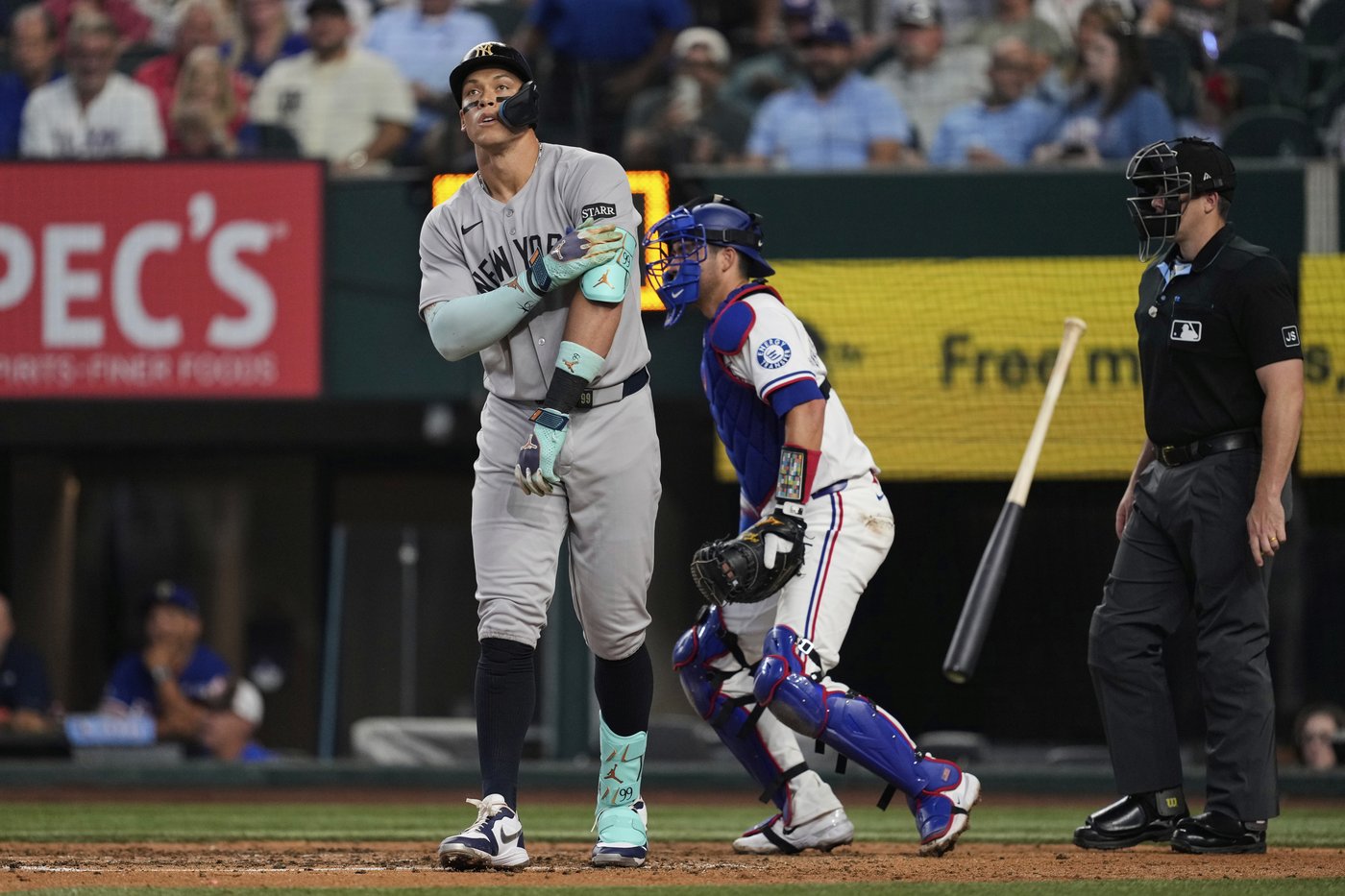 Yankees snap 5-game skid after Paul Goldschmidt's pinch homer to avoid rare sweep in Texas | iNFOnews.ca Yankees snap 5-game skid after Paul Goldschmidt's pinch homer to avoid rare sweep in Texas | iNFOnews.ca
