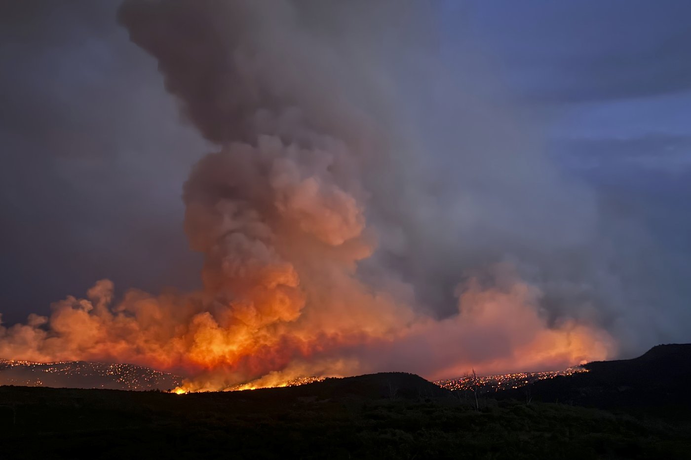 A man trying to cremate his dog sparked a wildfire in Colorado, authorities say | iNFOnews.ca A man trying to cremate his dog sparked a wildfire in Colorado, authorities say | iNFOnews.ca