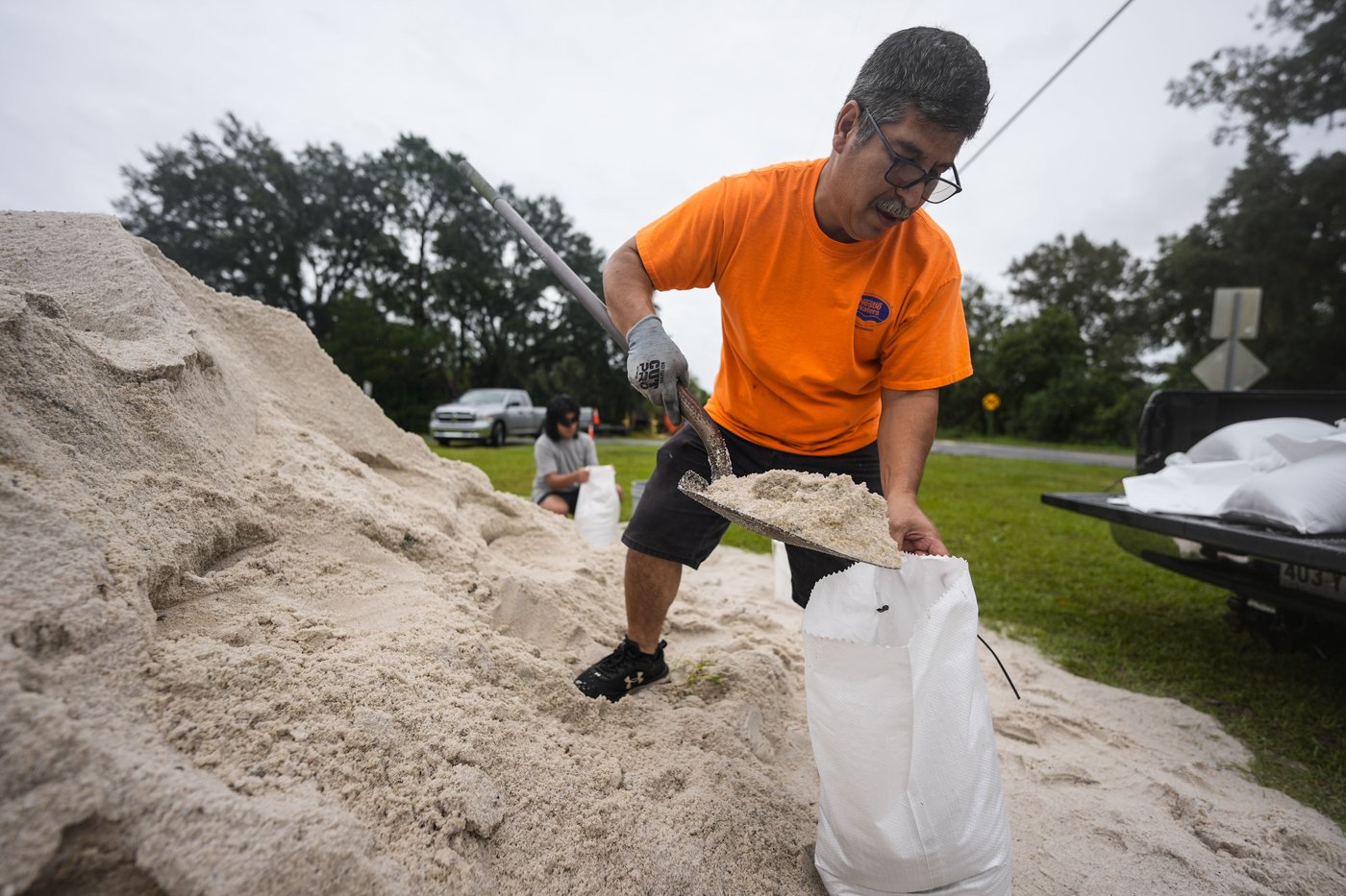Tropical Weather Latest: Helene makes landfall as a Category 4 hurricane in northwestern Florida | iNFOnews.ca Tropical Weather Latest: Helene makes landfall as a Category 4 hurricane in northwestern Florida | iNFOnews.ca