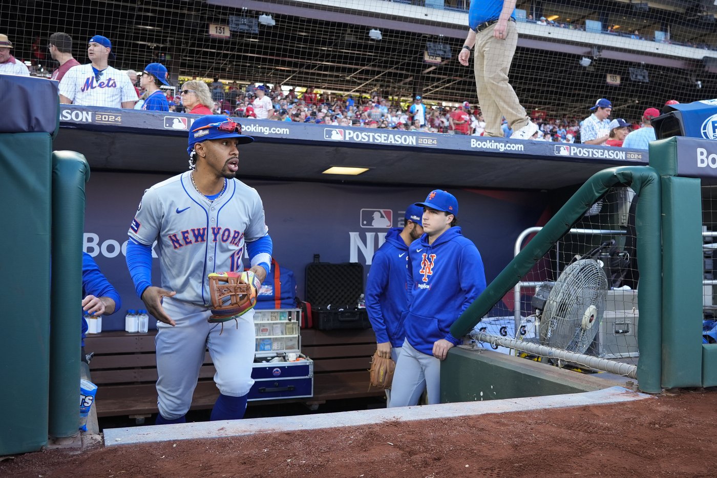 Lindor relishes his 1st home game in a month as Mets trounce Phillies for 2-1 lead in NLDS | iNFOnews.ca Lindor relishes his 1st home game in a month as Mets trounce Phillies for 2-1 lead in NLDS | iNFOnews.ca