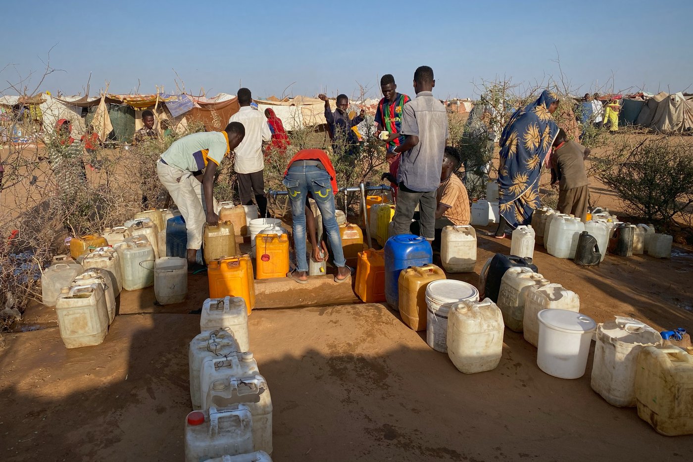 Fears grow for thousands trapped in Sudan's el-Fasher as few reach safety | iNFOnews.ca