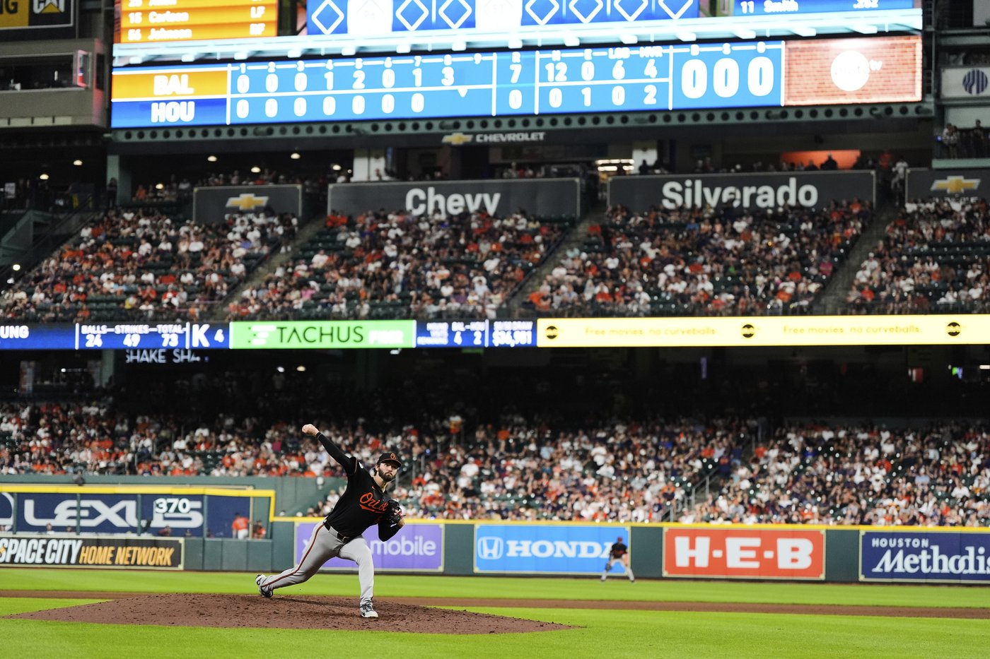 Orioles right-hander Young loses bid for perfect game in 8th inning in 7-0 win over the Astros | iNFOnews.ca
