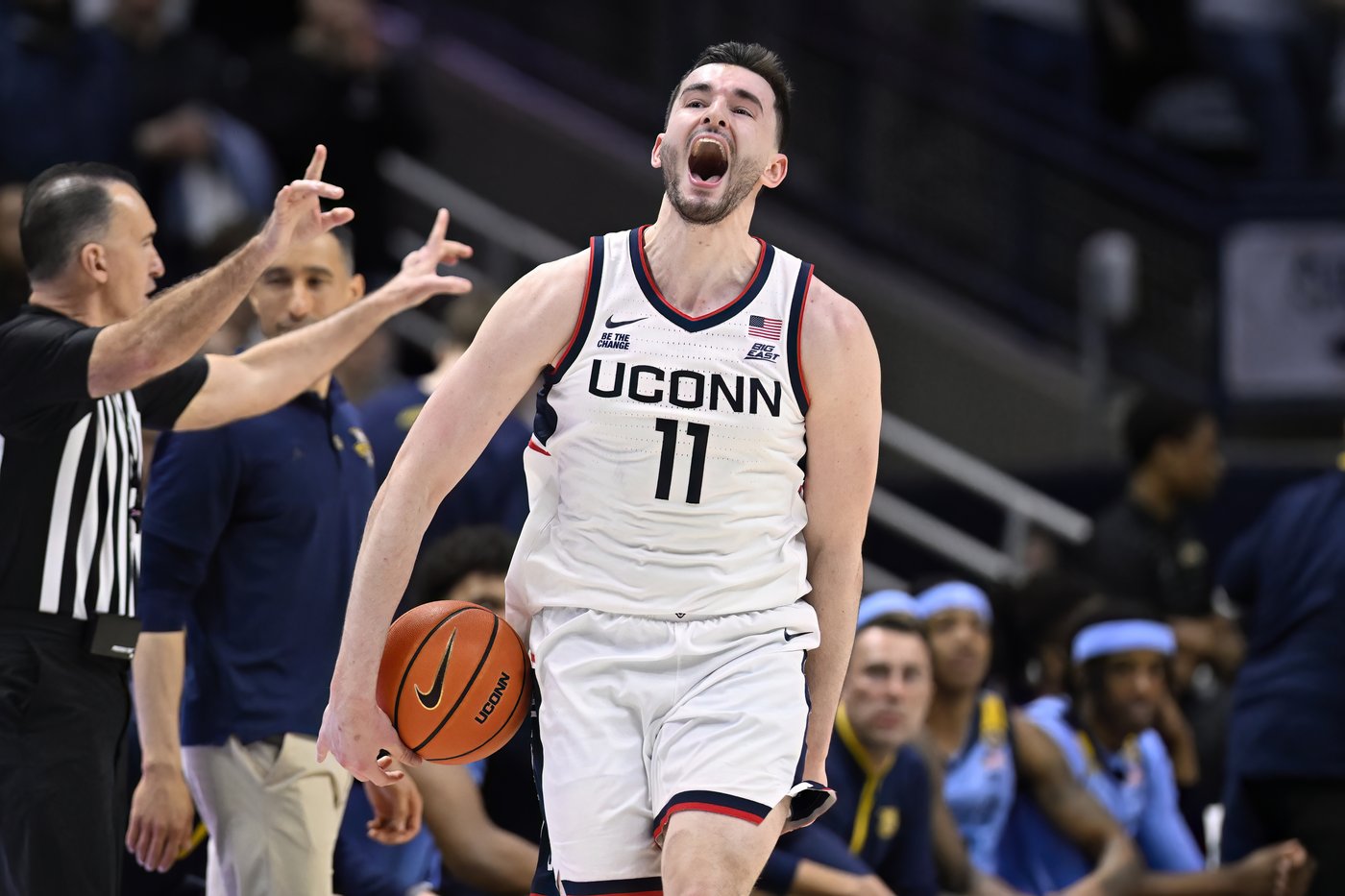 After a challenging season, UConn is hoping to make a run at a third straight national title | iNFOnews.ca