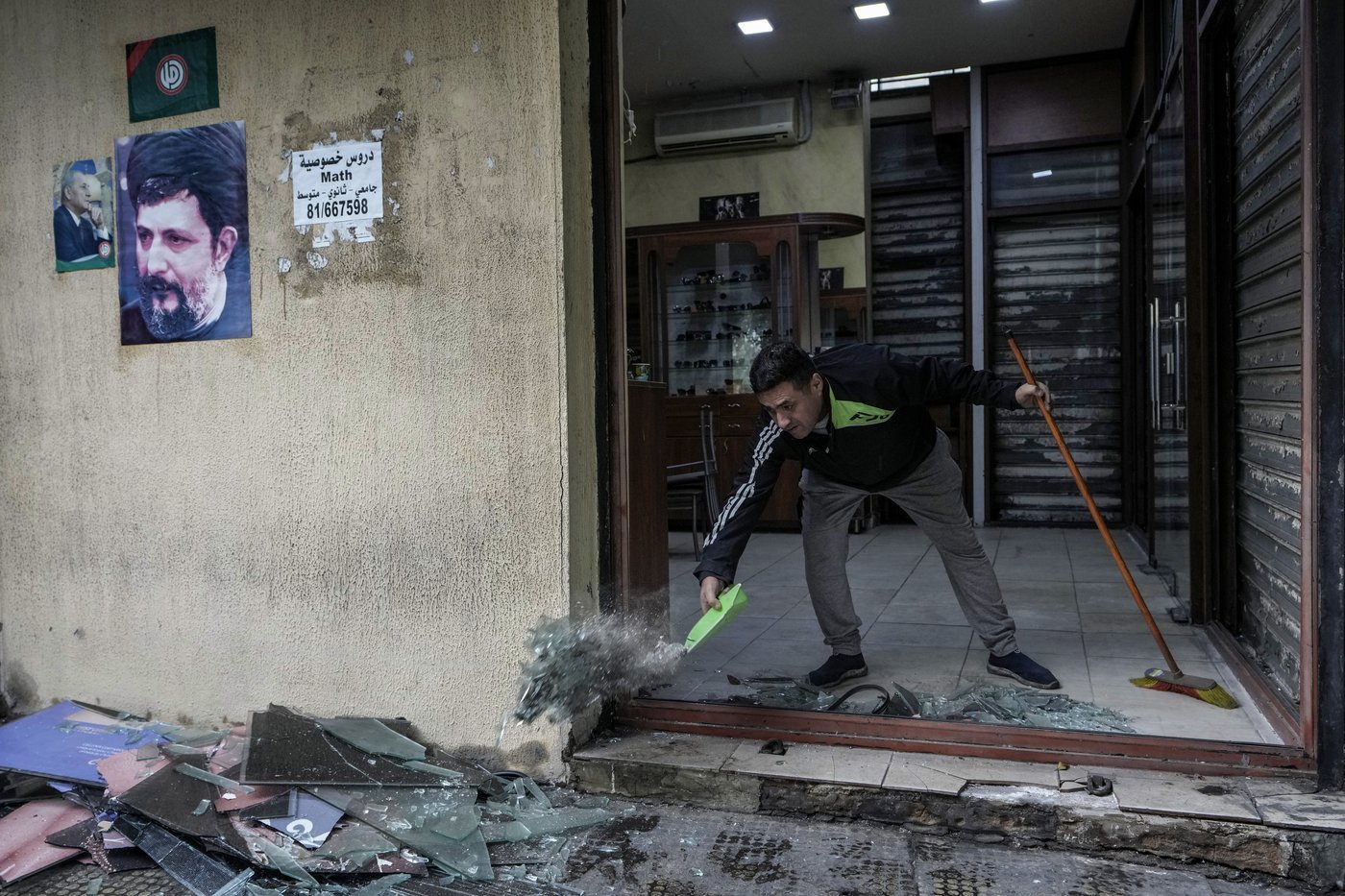US envoy says Israel-Hezbollah truce is 'within our grasp' as Gaza food crisis worsens after looting | iNFOnews.ca US envoy says Israel-Hezbollah truce is 'within our grasp' as Gaza food crisis worsens after looting | iNFOnews.ca