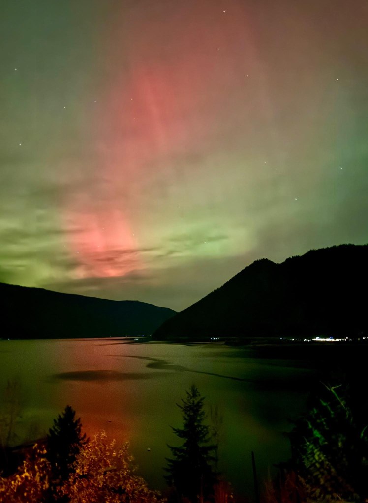 iN PHOTOS: Incredible northern lights display over Okanagan, Kamloops | iNFOnews.ca iN PHOTOS: Incredible northern lights display over Okanagan, Kamloops | iNFOnews.ca