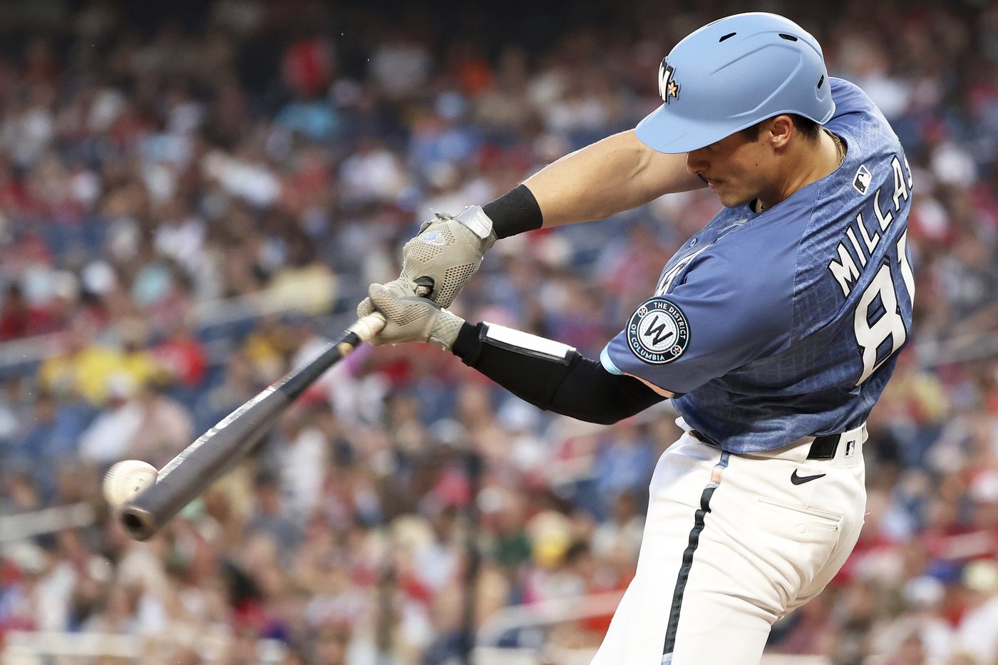 Lowe homers as Nationals defeat Padres 4-2 to snap 5-game skid | iNFOnews.ca