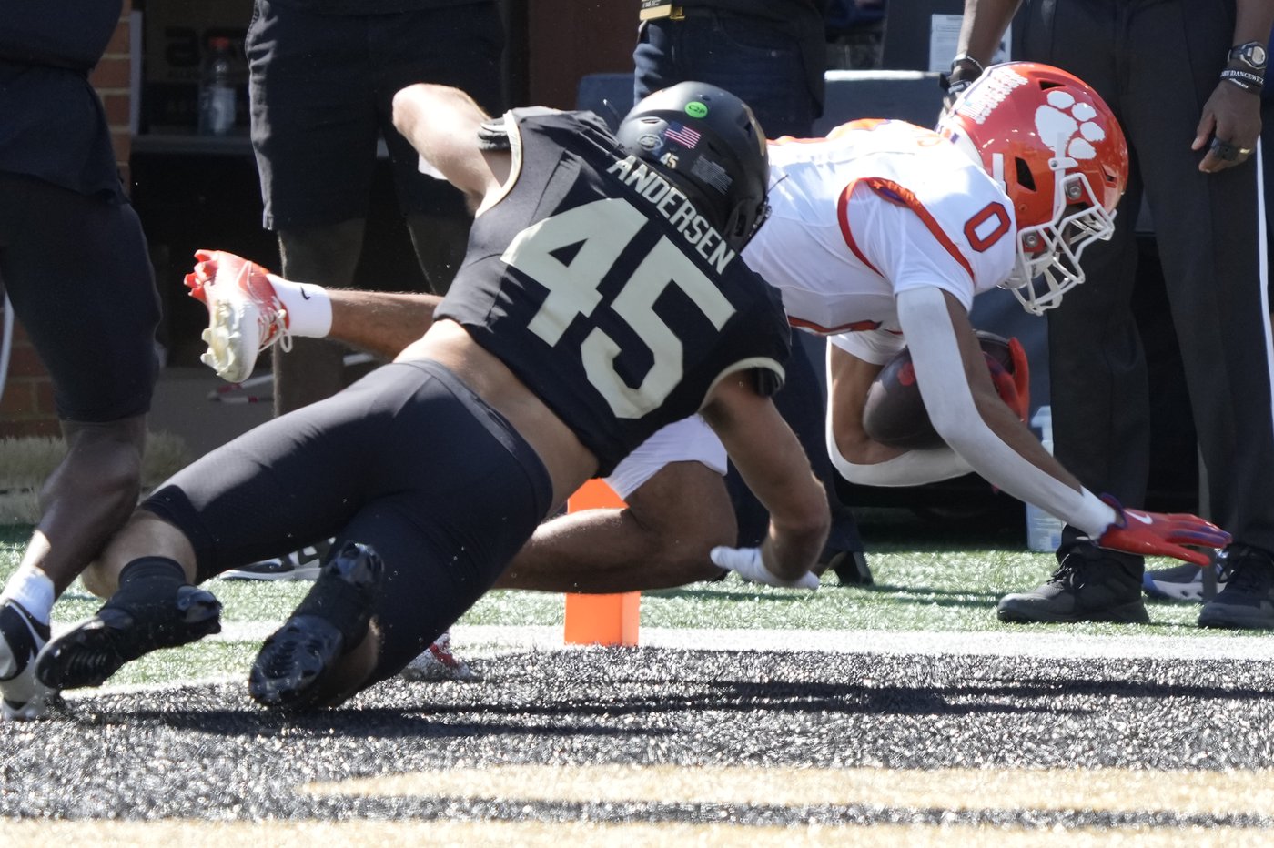Klubnik and Mafah spark No. 10 Clemson in a blowout win at Wake Forest | iNFOnews.ca Klubnik and Mafah spark No. 10 Clemson in a blowout win at Wake Forest | iNFOnews.ca