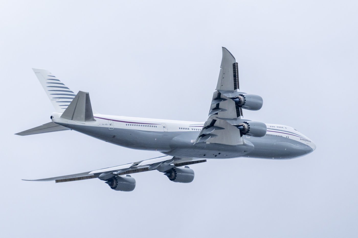 Trump's plan to accept free Air Force One replacement from Qatar raises ethical and security worries | iNFOnews.ca Trump's plan to accept free Air Force One replacement from Qatar raises ethical and security worries | iNFOnews.ca