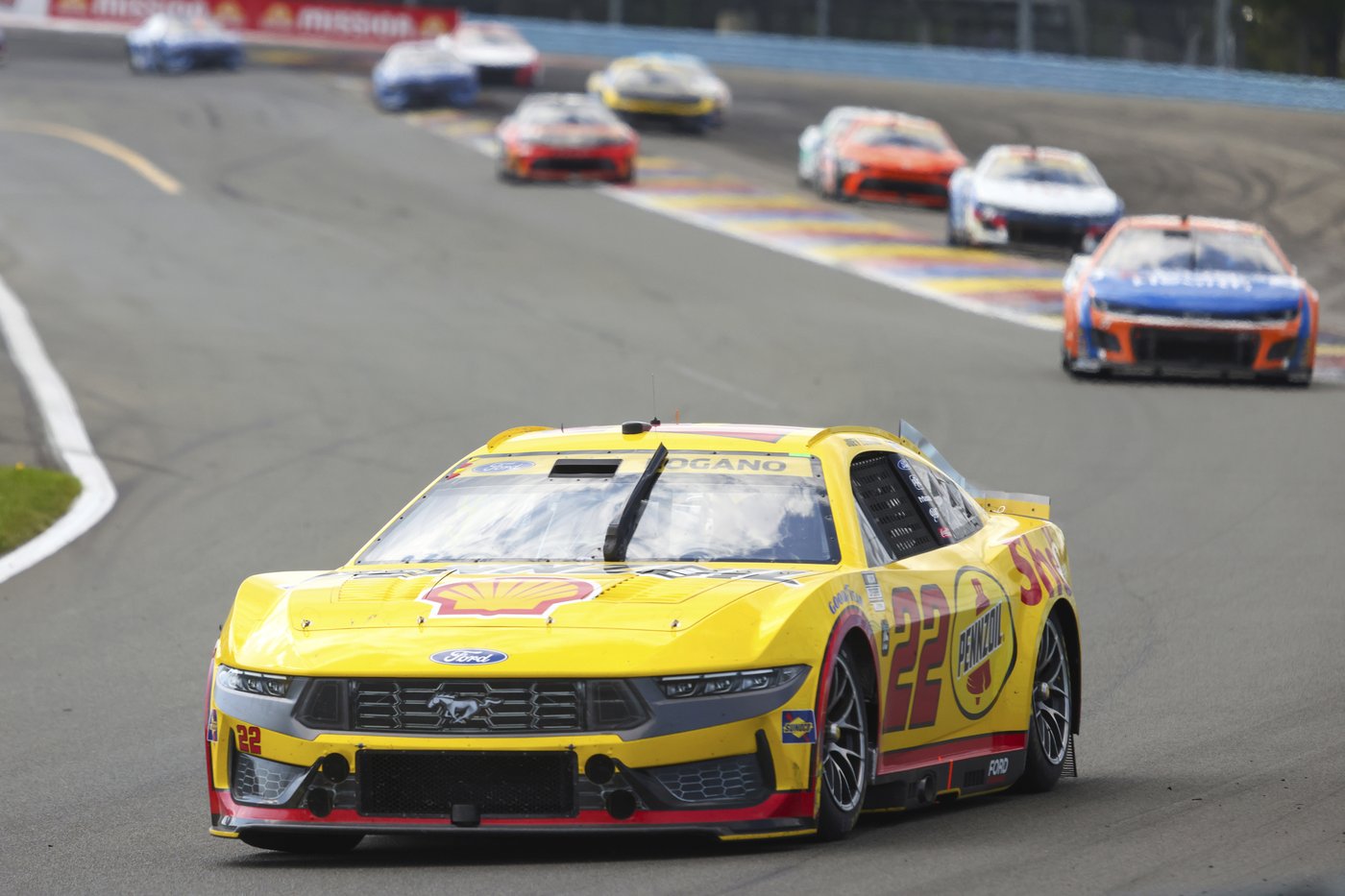 Logano gets back into playoffs following Bowman disqualification and has sights set on 3rd Cup title | iNFOnews.ca Logano gets back into playoffs following Bowman disqualification and has sights set on 3rd Cup title | iNFOnews.ca