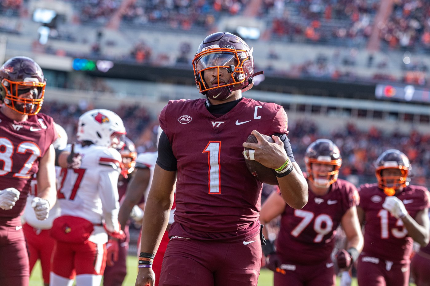 Isaac Brown and Keyjuan Brown help No. 16 Louisville rush past Virginia Tech in 28-16 victory | iNFOnews.ca