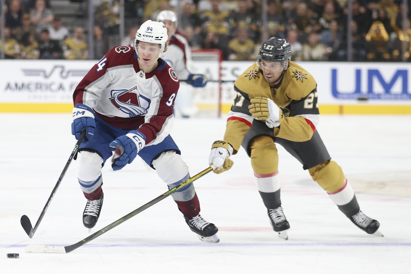 Barbashev, Stone and Olofsson each score two, Golden Knights top Avalanche 8-4 in season-opener | iNFOnews.ca Barbashev, Stone and Olofsson each score two, Golden Knights top Avalanche 8-4 in season-opener | iNFOnews.ca